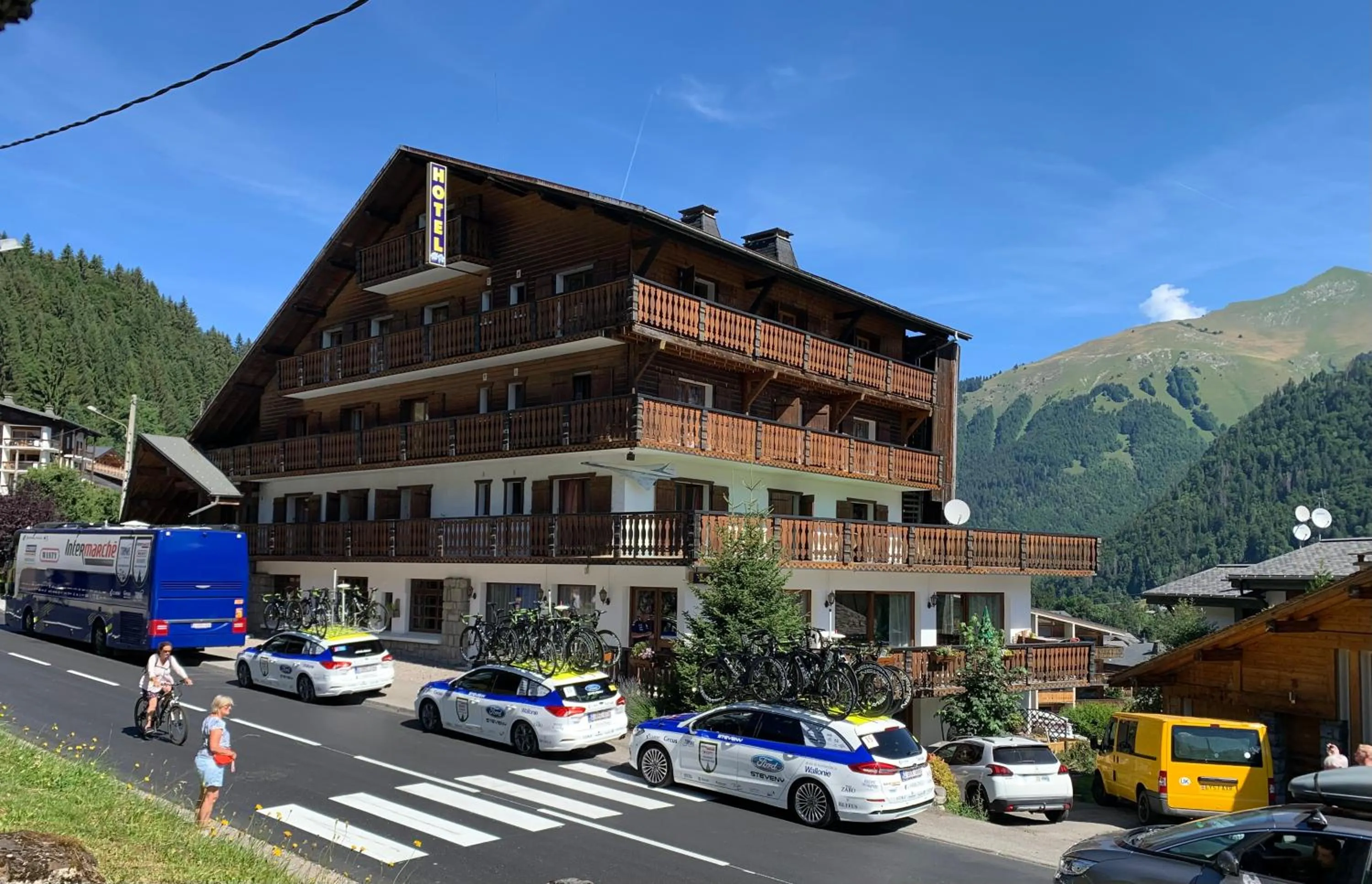 Property building in Hotel Le Concorde