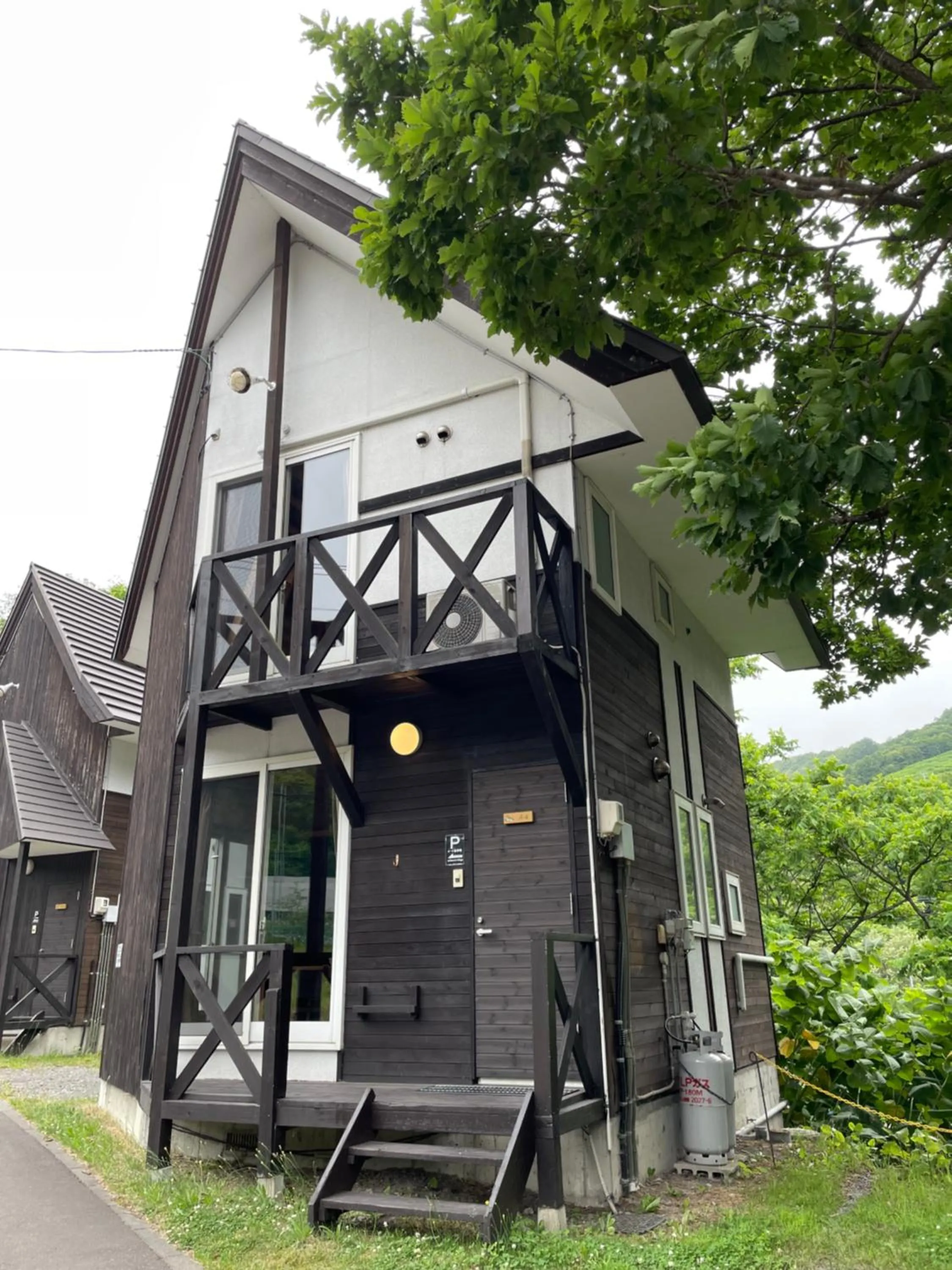 Property building in Winkel Village