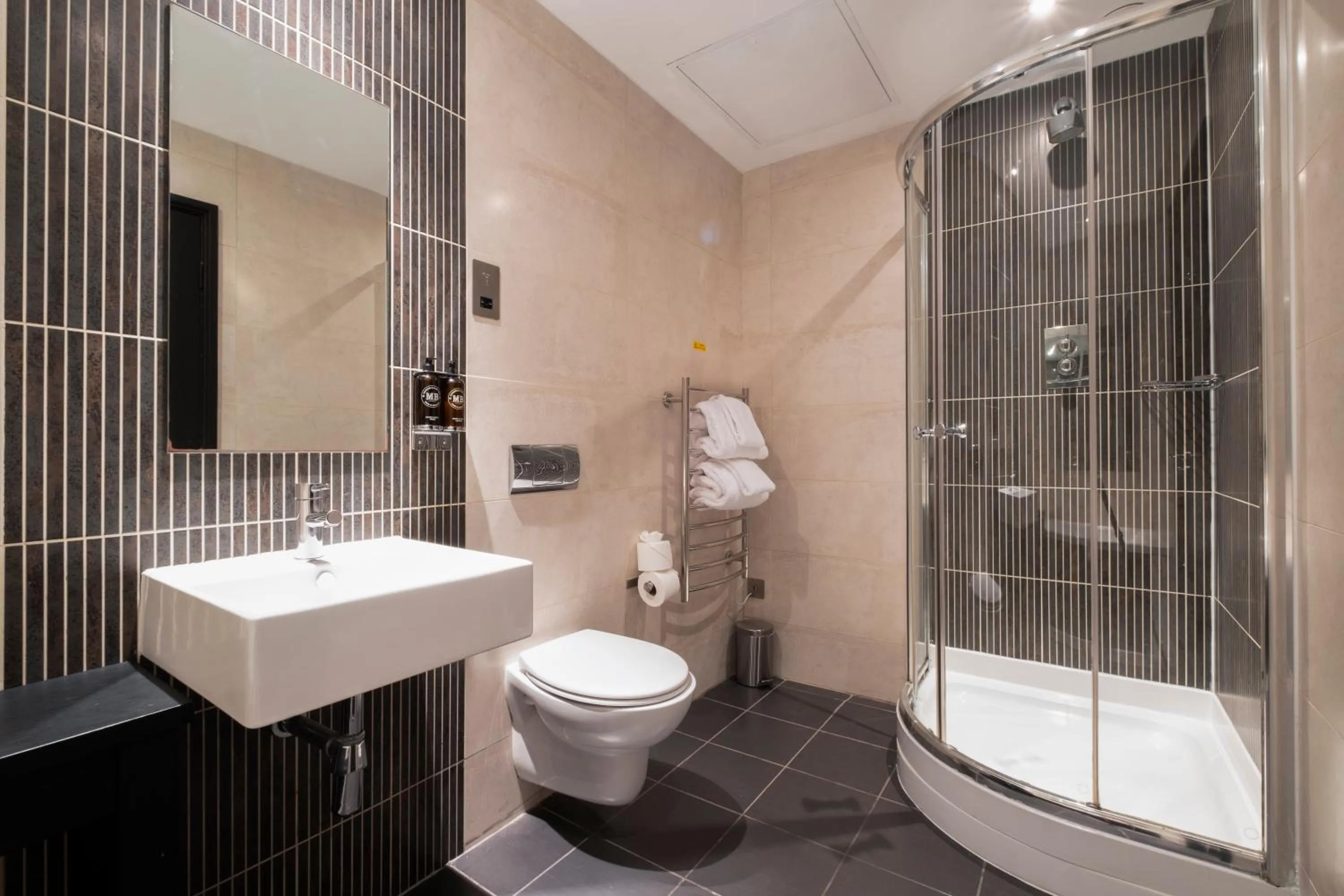 Bathroom in The Lodge On Loch Lomond Hotel