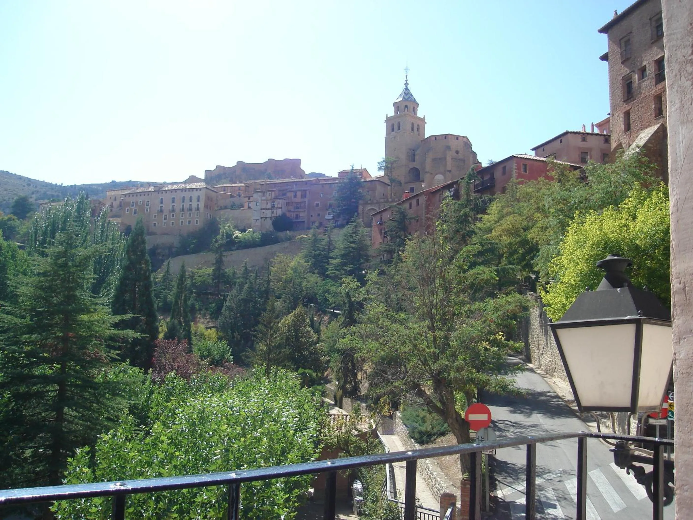 Day in Hotel Mesón del Gallo