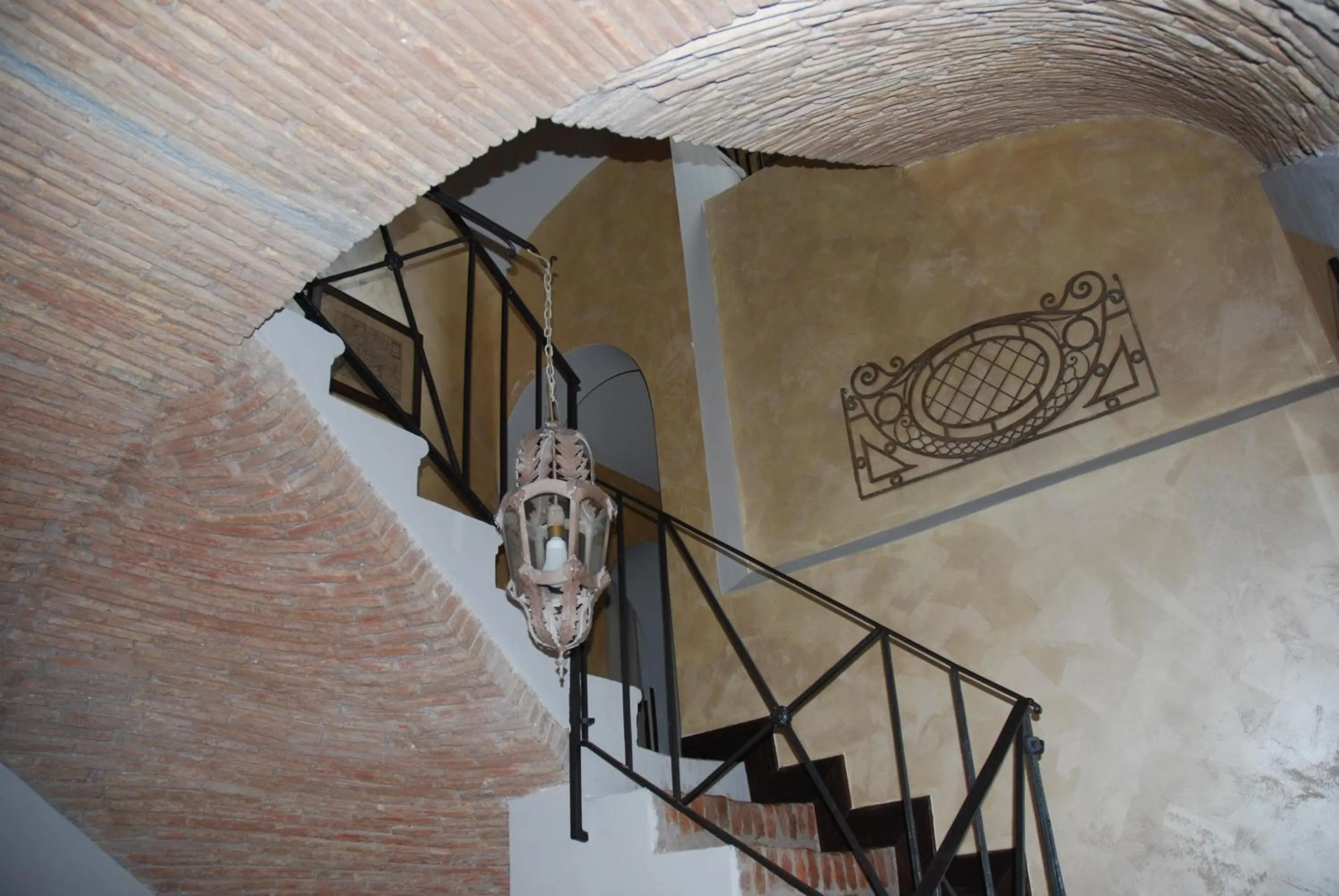 Decorative detail in La Meridiana Relais