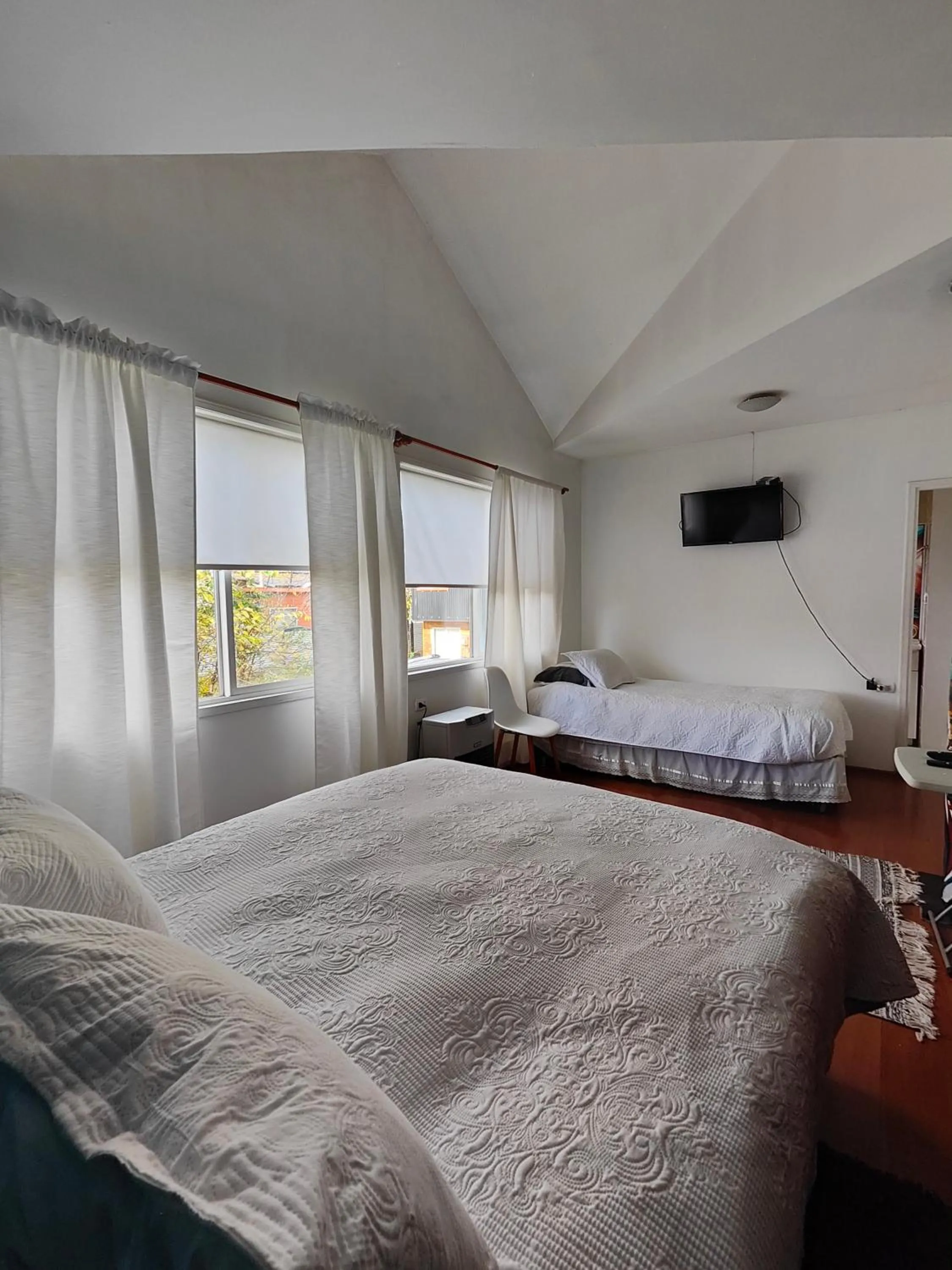 Standard Triple Room in Hostal Casa Arrayán