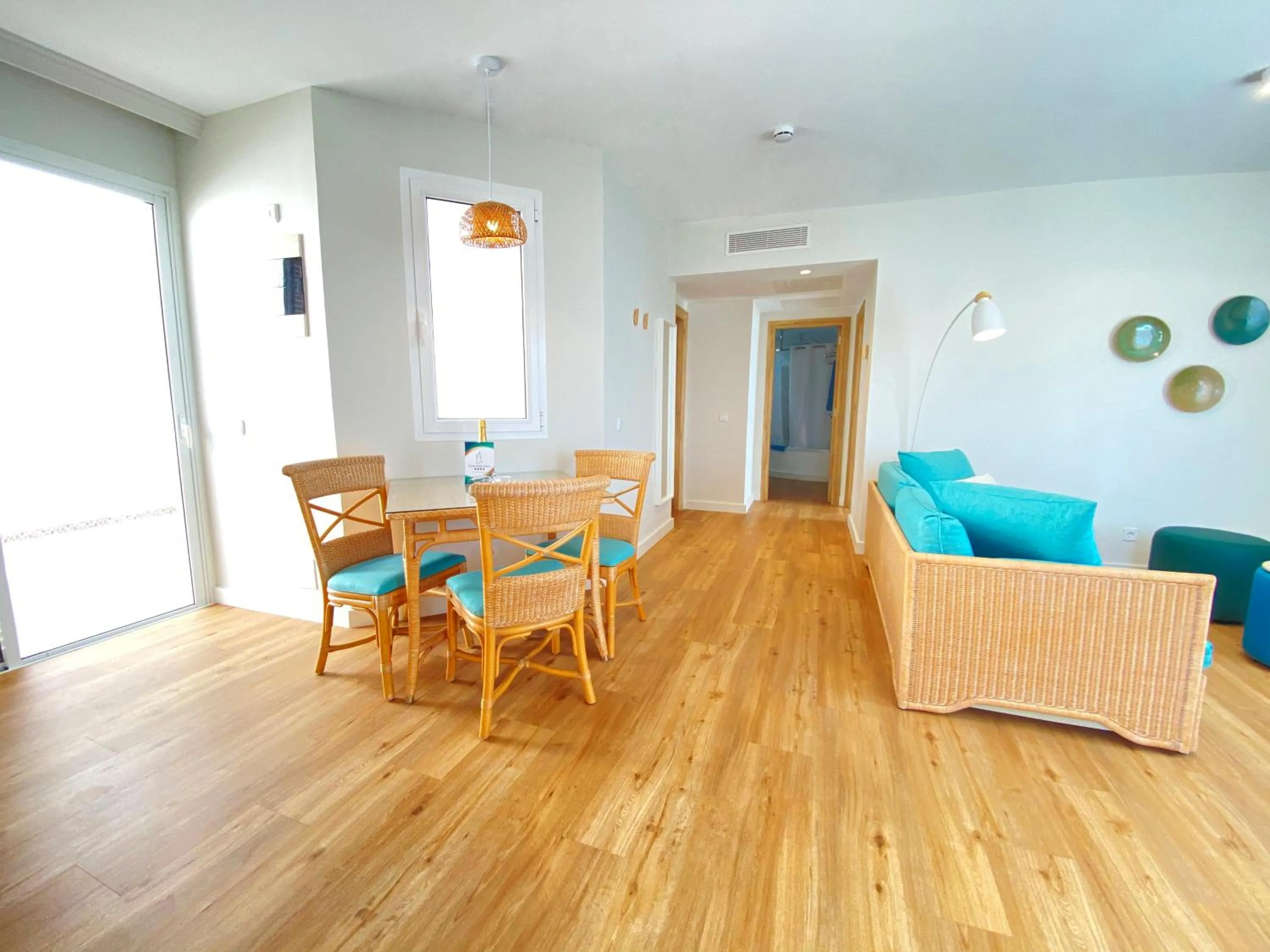 Living room in Hotel Esmeralda Maris by LIVVO