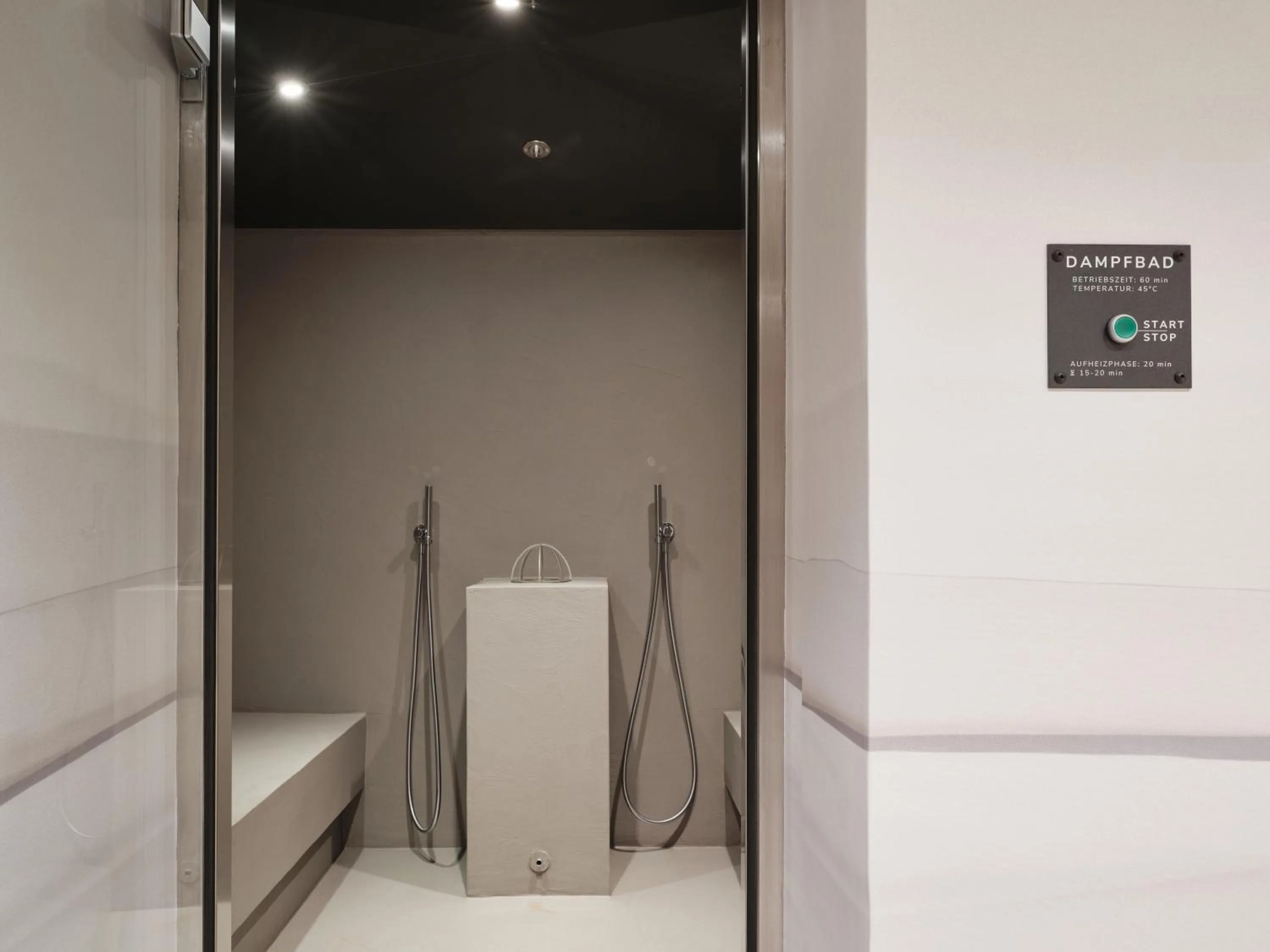 Spa and wellness centre/facilities in Hotel Garni Pinzgau, Fabian Hüttl