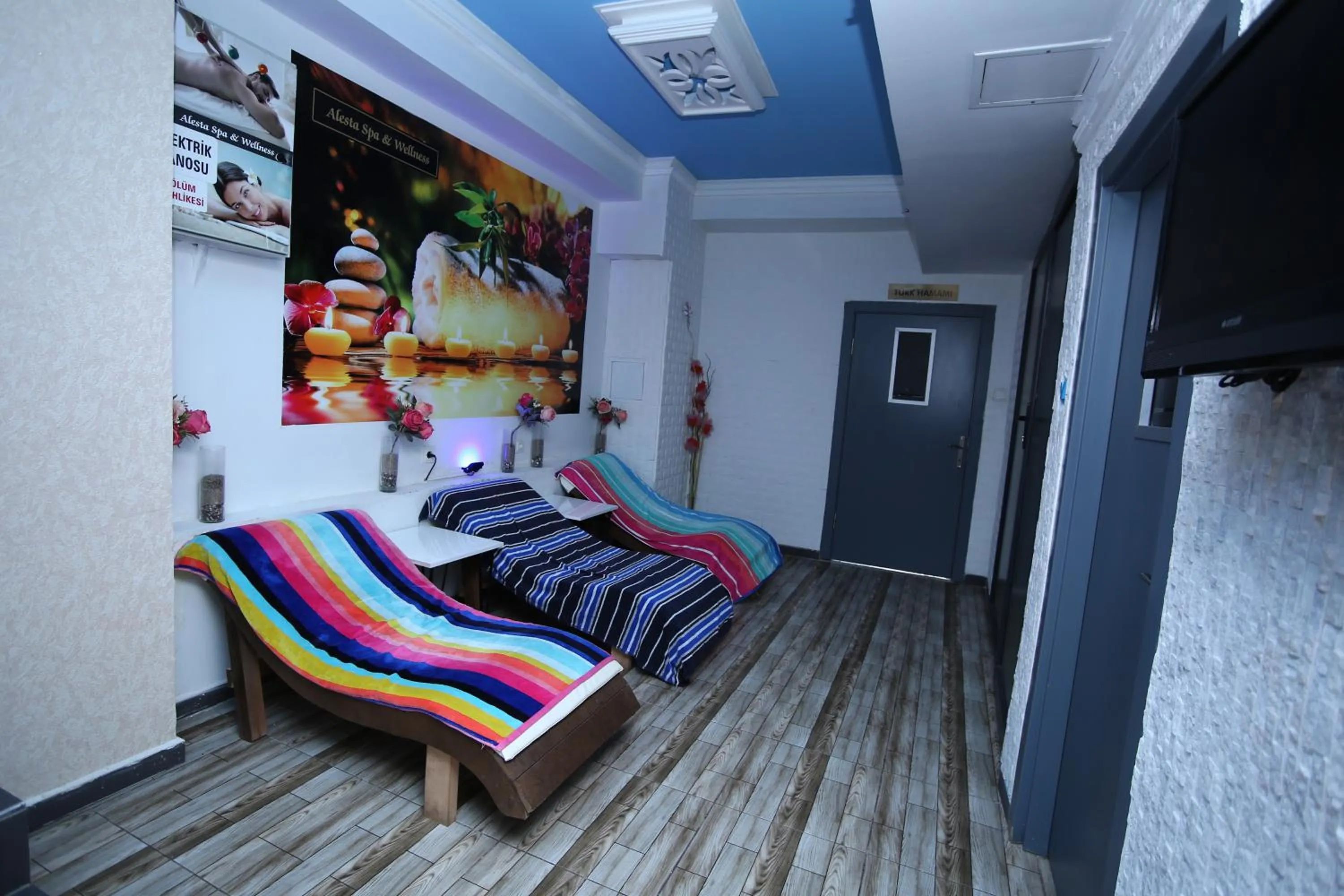 Bed in Grand Silay Hotel