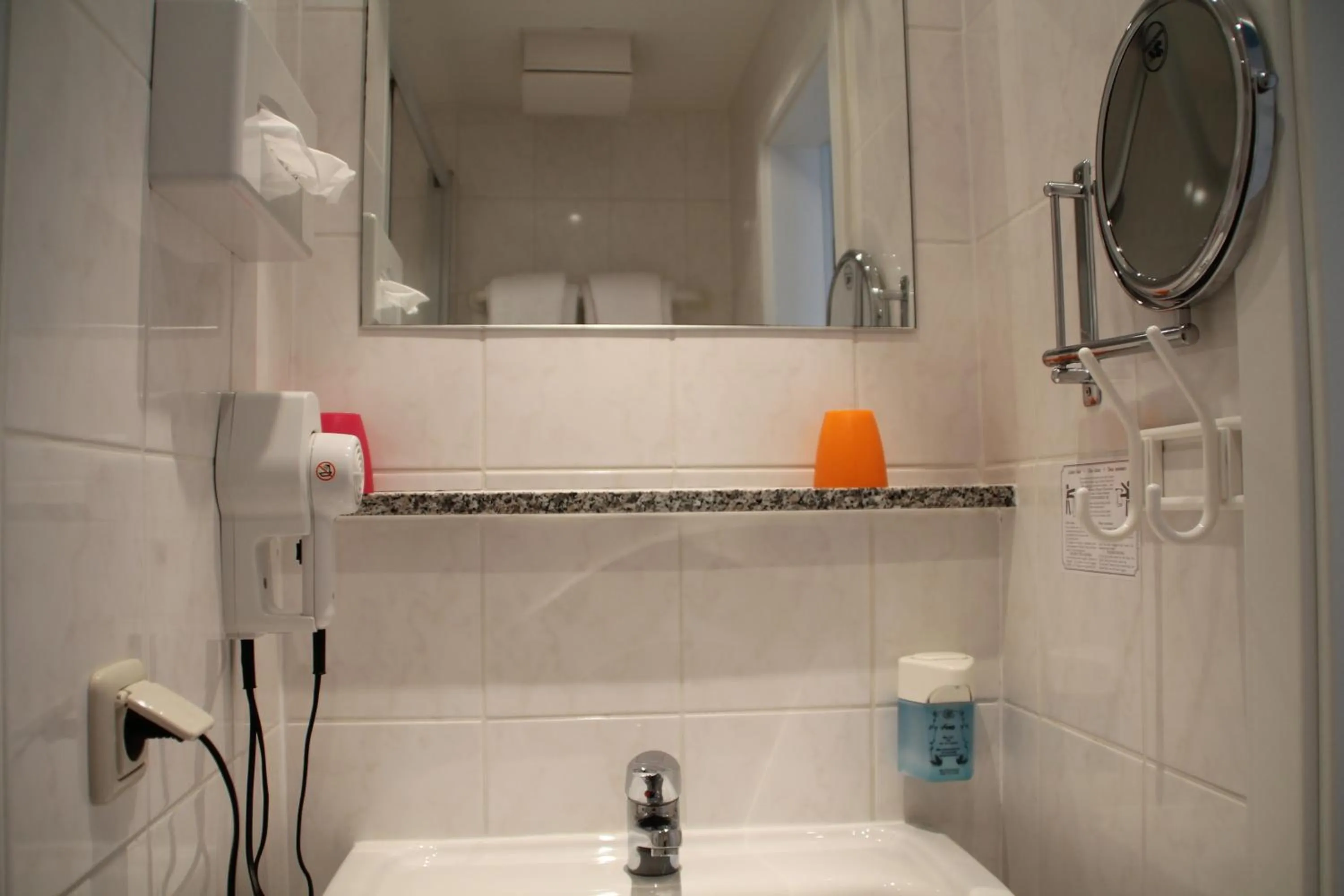 Photo of the whole room in RIESENjunior Hanau by Trip Inn