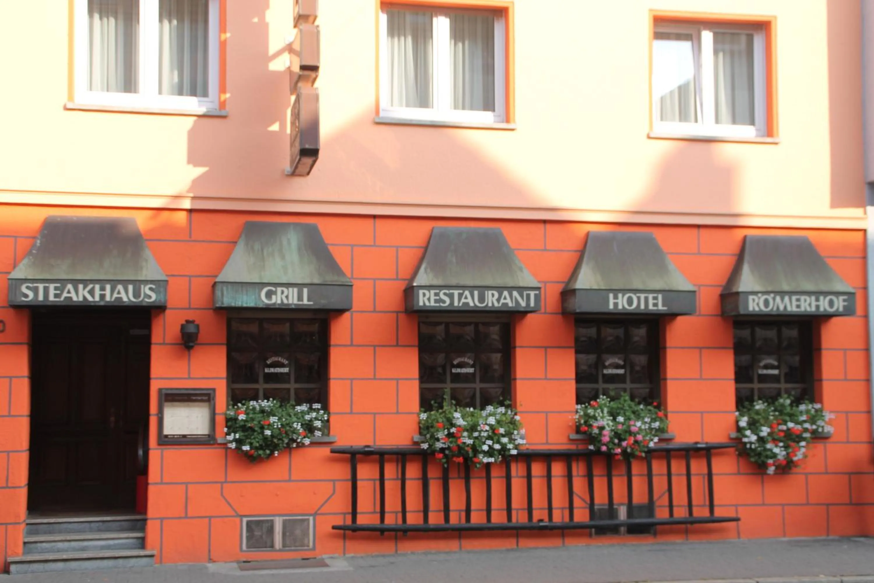 Restaurant/places to eat in RIESENjunior Hanau by Trip Inn