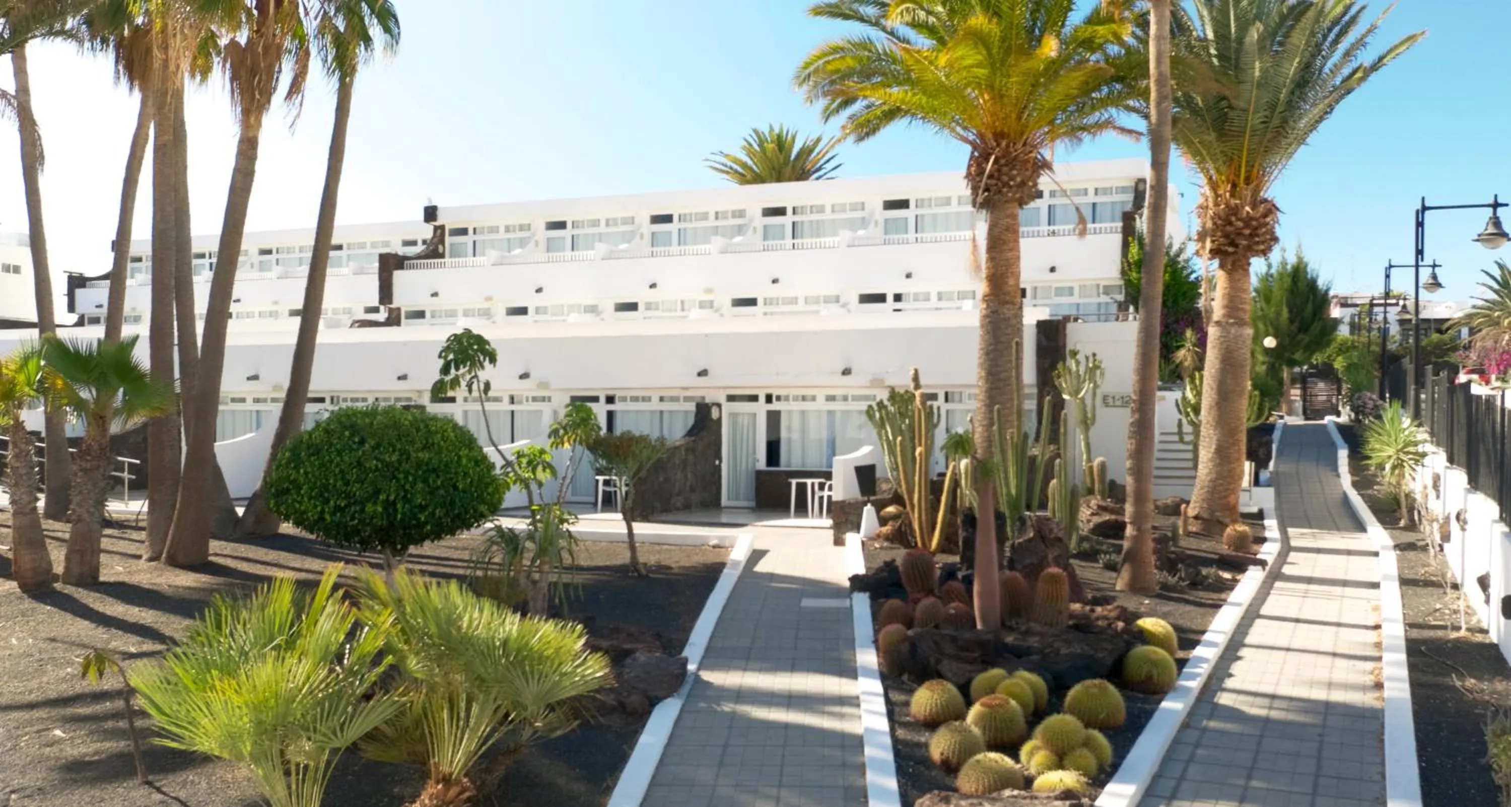 Garden view in Apartamentos Orly Club Arena Dorada