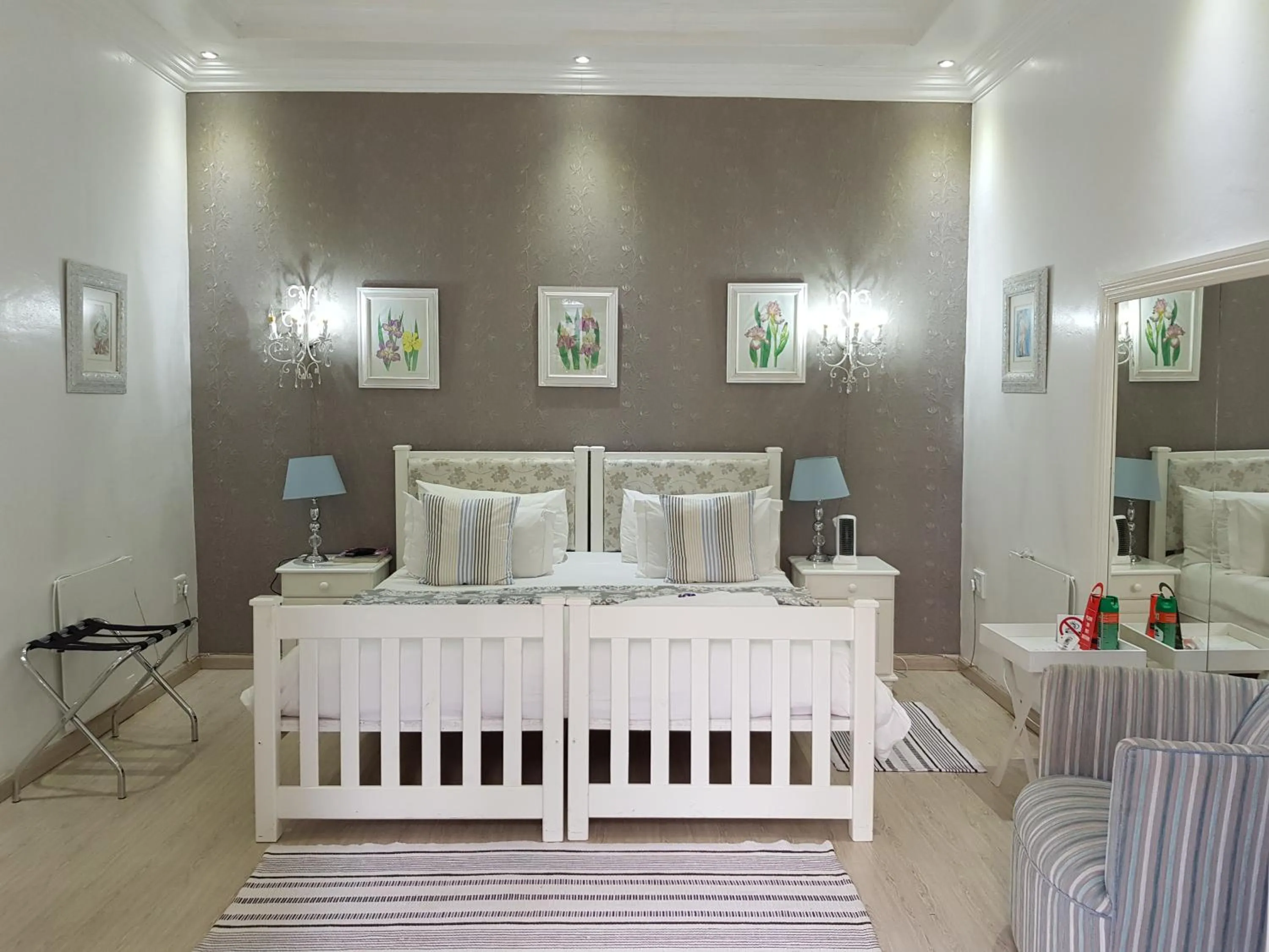 Bedroom, Bed in Pheasant Hill Bed and Breakfast