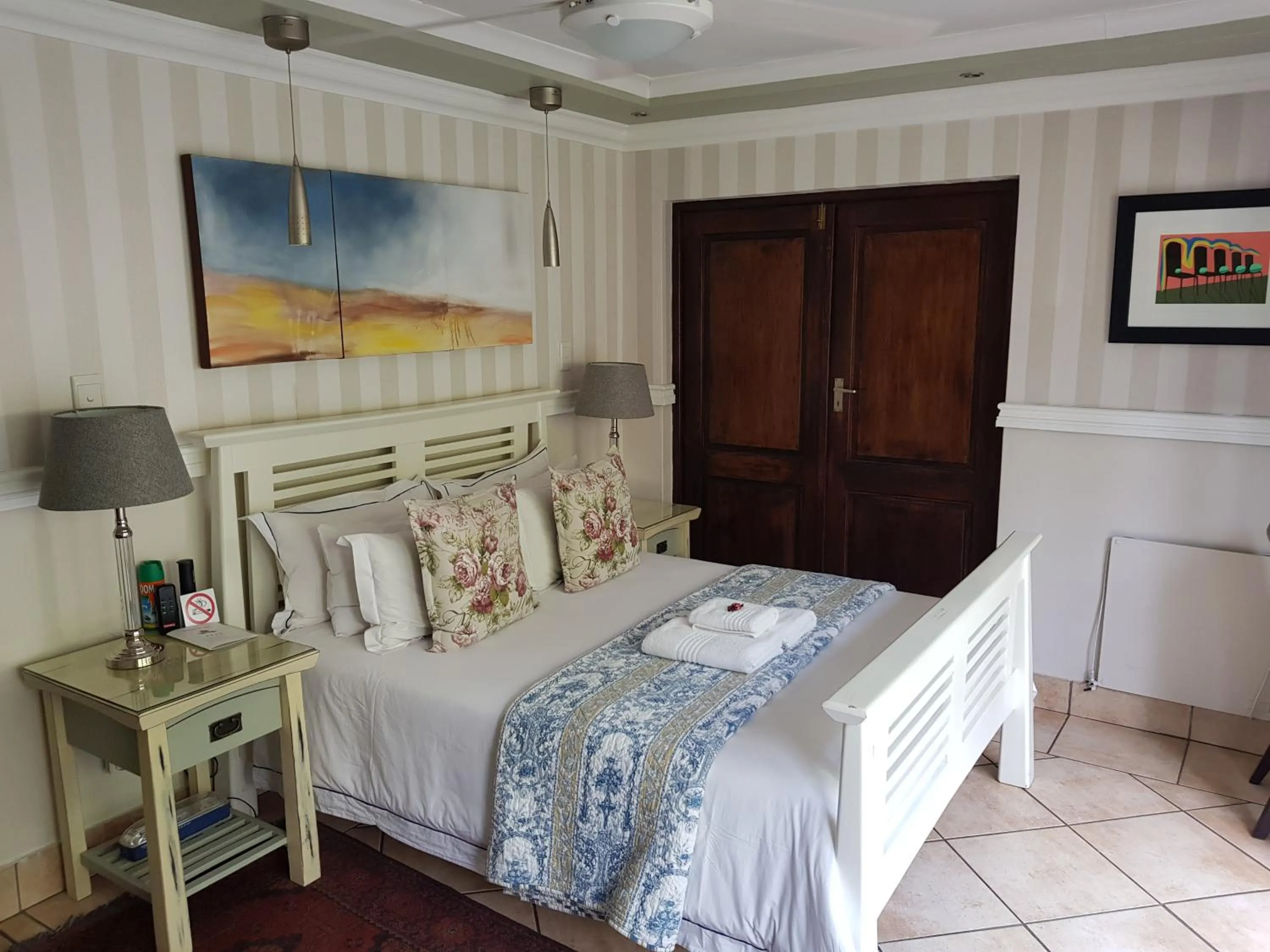 Bedroom, Bed in Pheasant Hill Bed and Breakfast