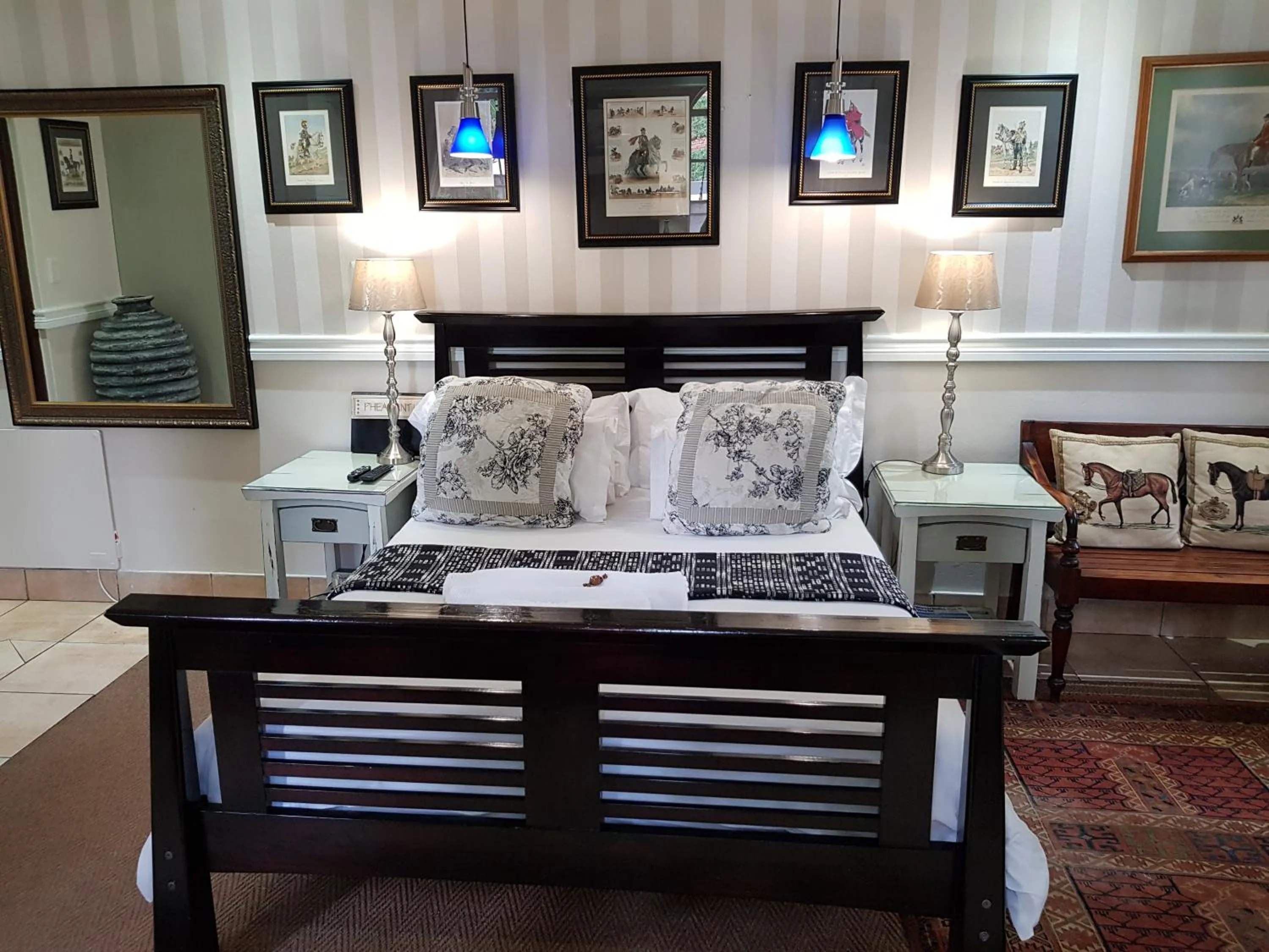 Bedroom in Pheasant Hill Bed and Breakfast