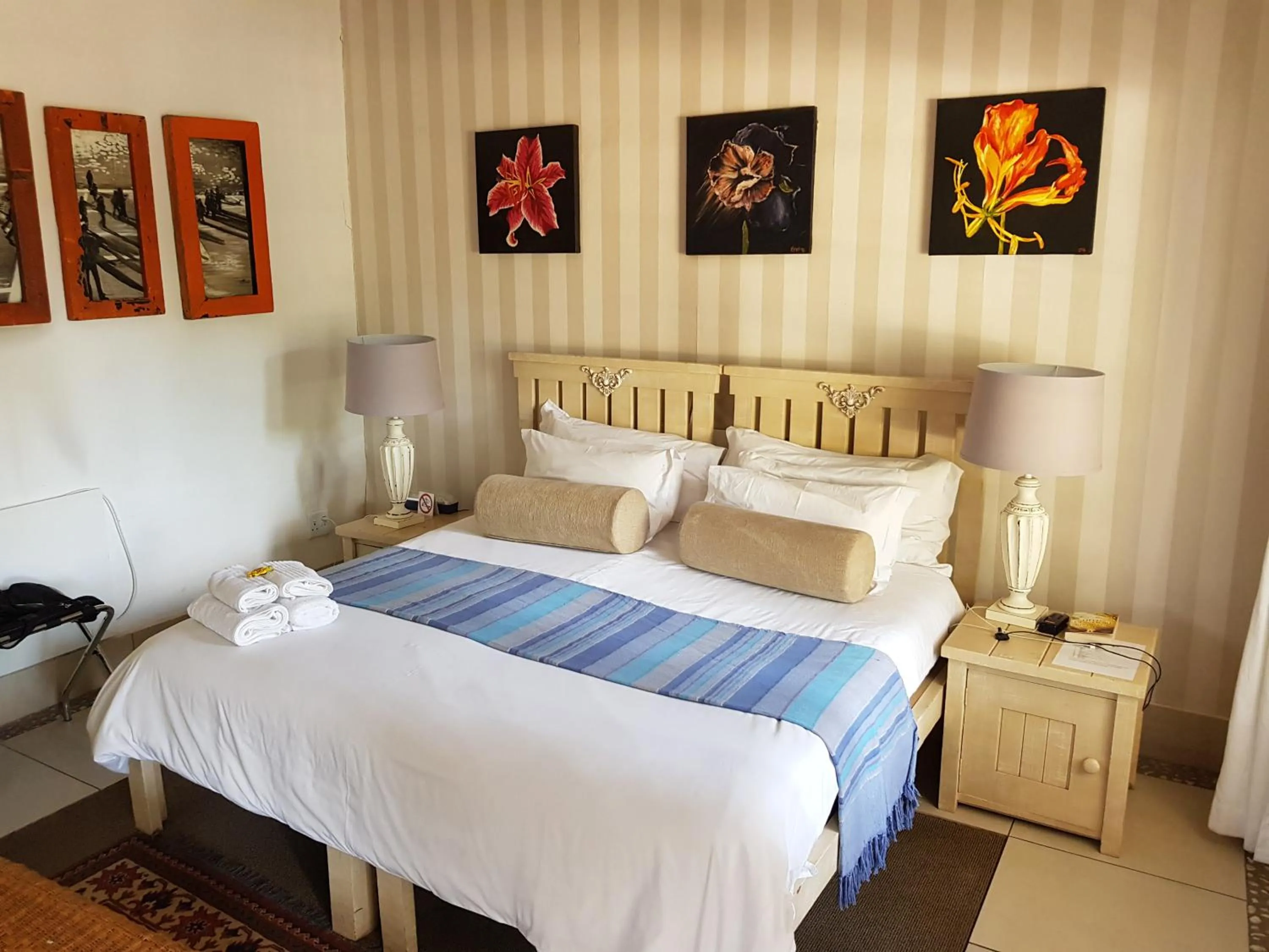 Bedroom, Bed in Pheasant Hill Bed and Breakfast