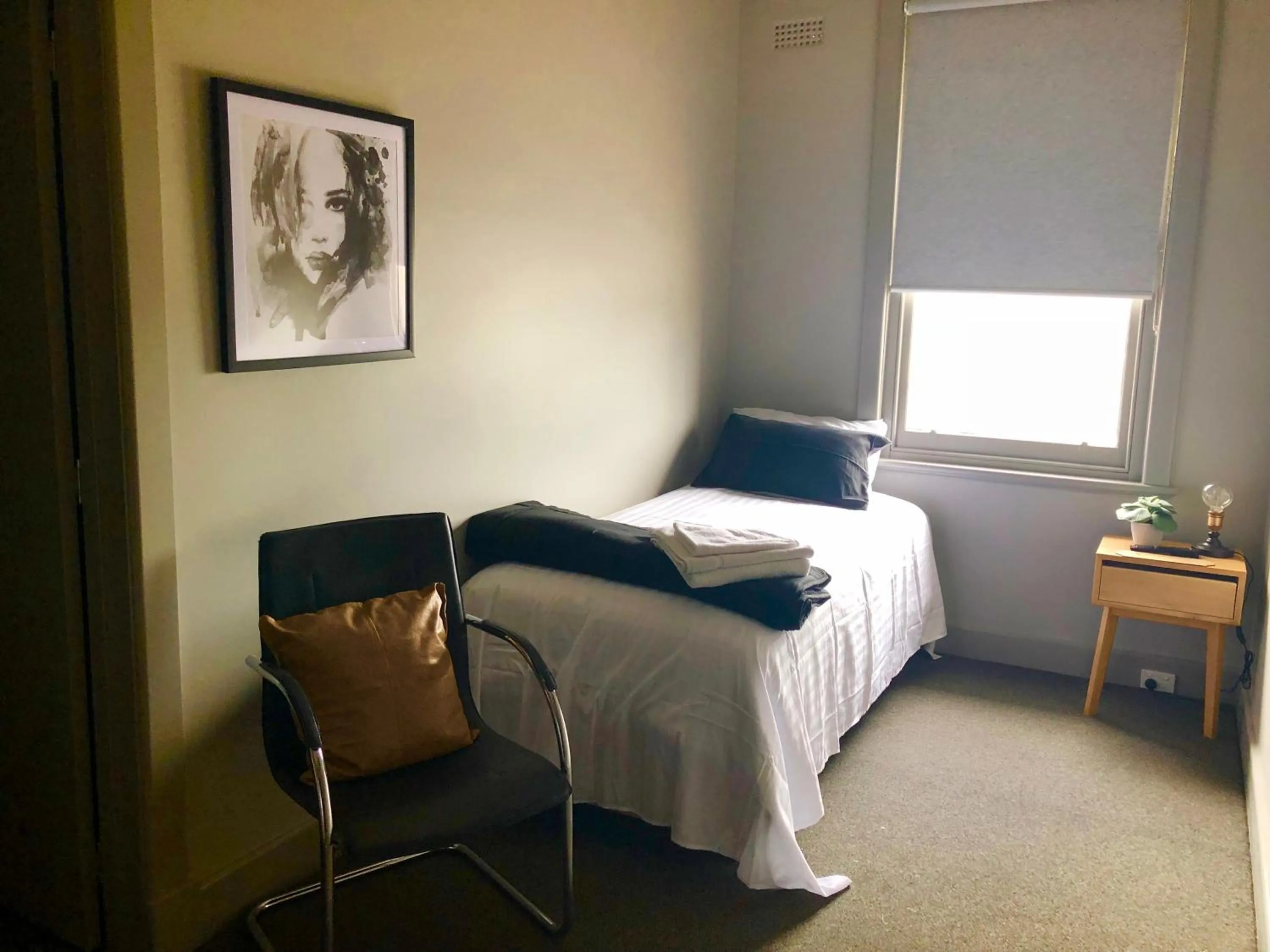 Bed in The Royal Hotel, Drouin