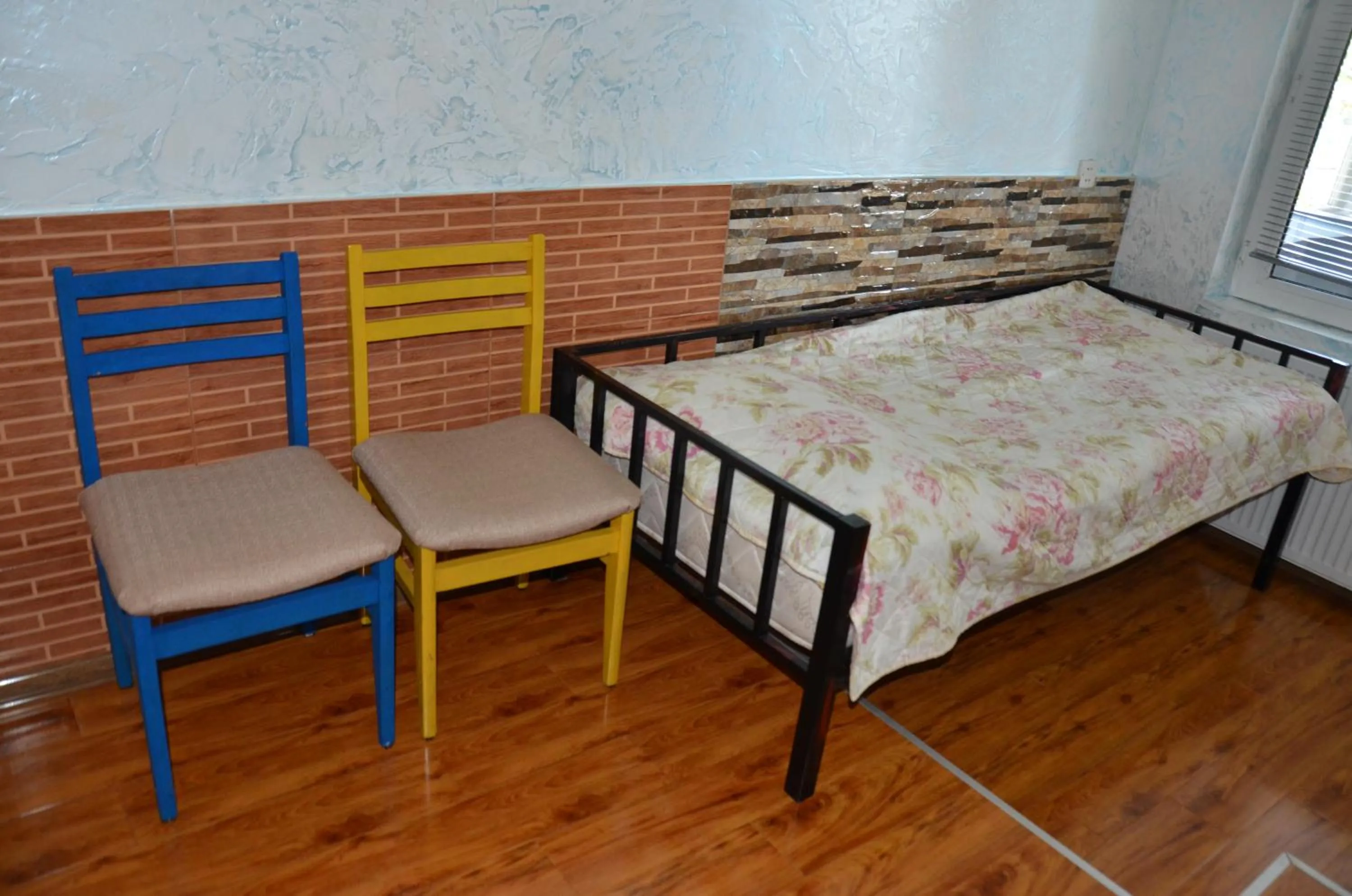 Decorative detail, Bed in TJ Guest House