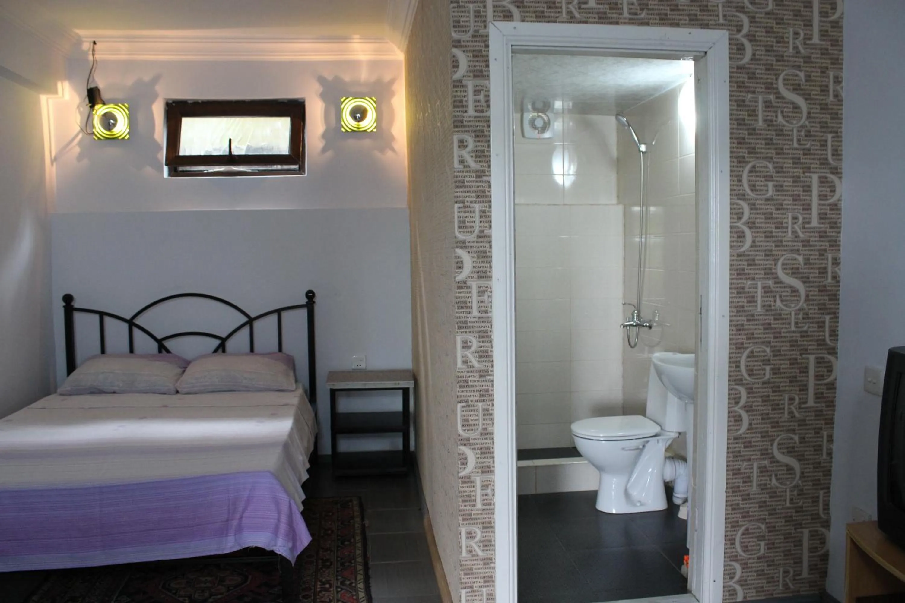 Decorative detail, Bed in TJ Guest House