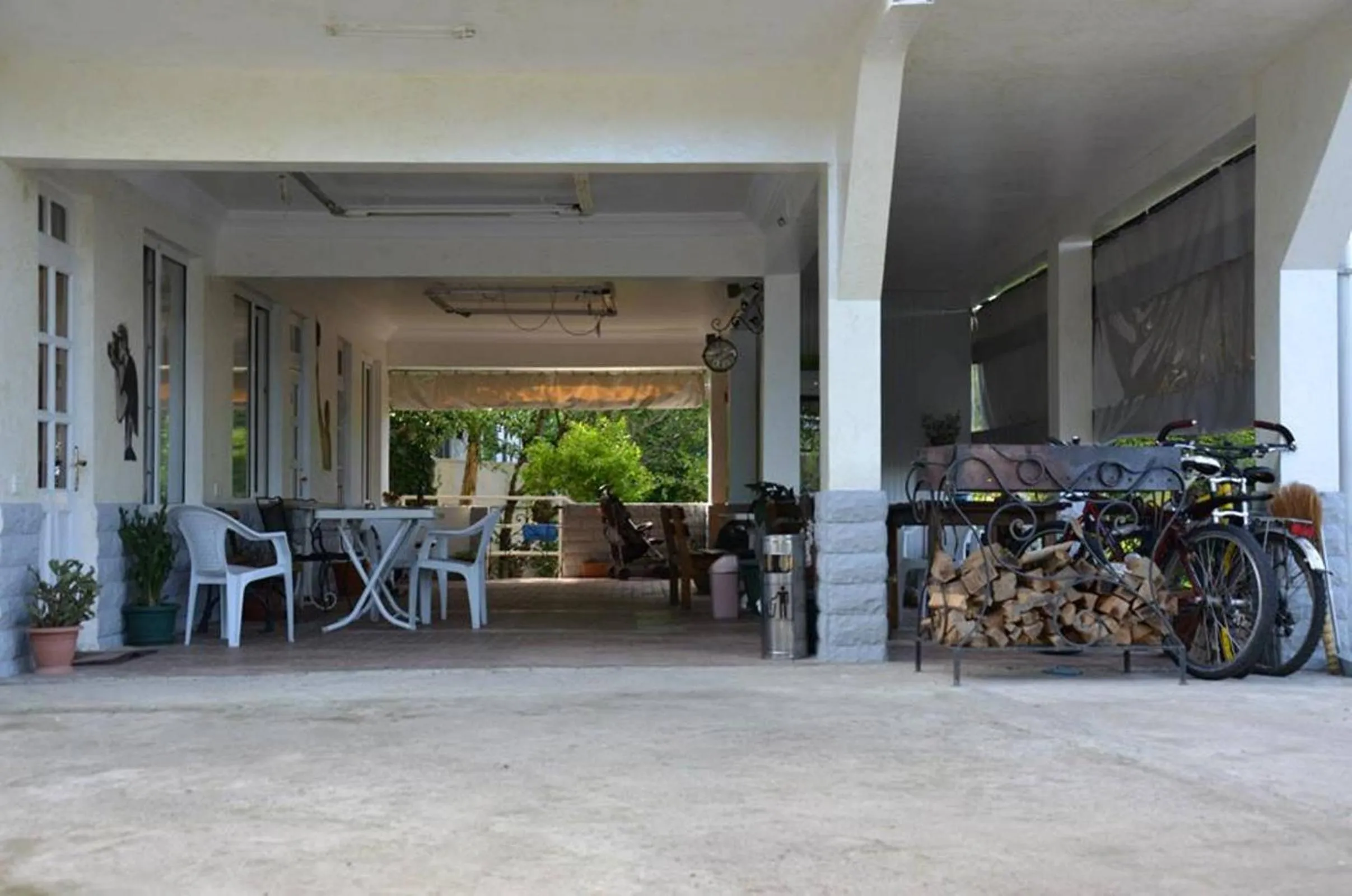 Patio in TJ Guest House