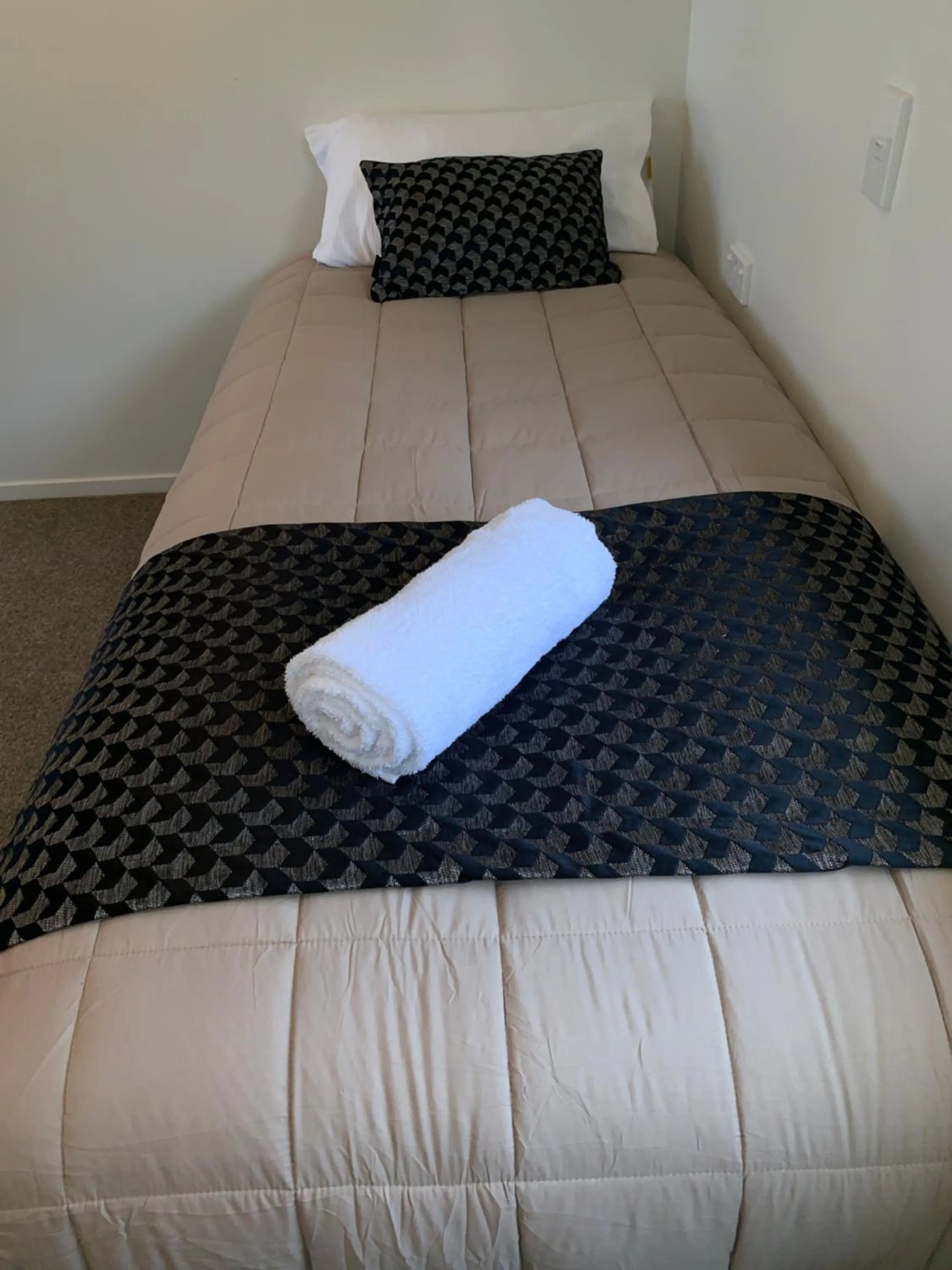 Bed in Woodstock Hotel