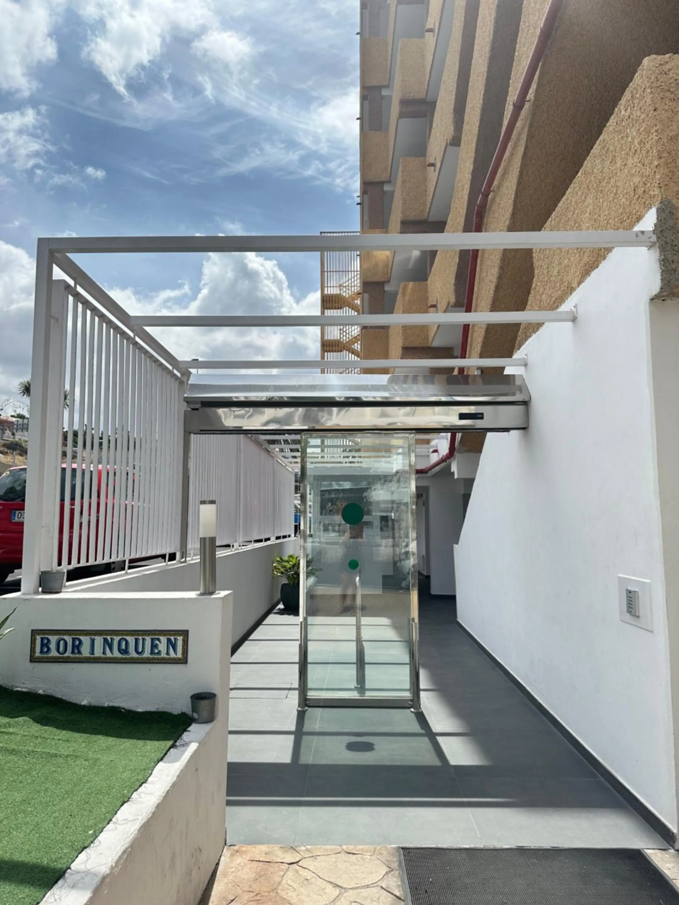 Facade/entrance in Apartamentos Borinquen