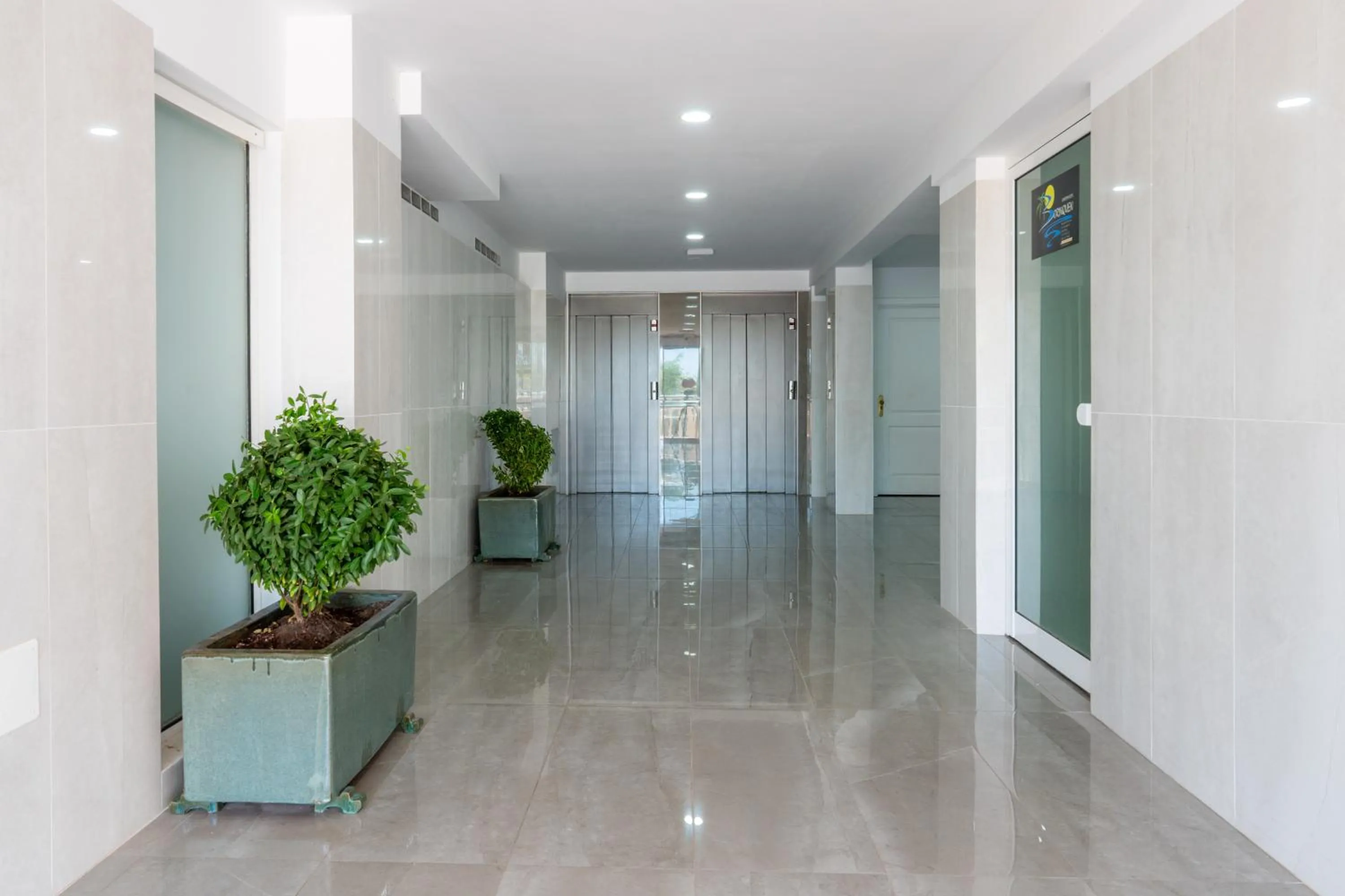 elevator in Apartamentos Borinquen