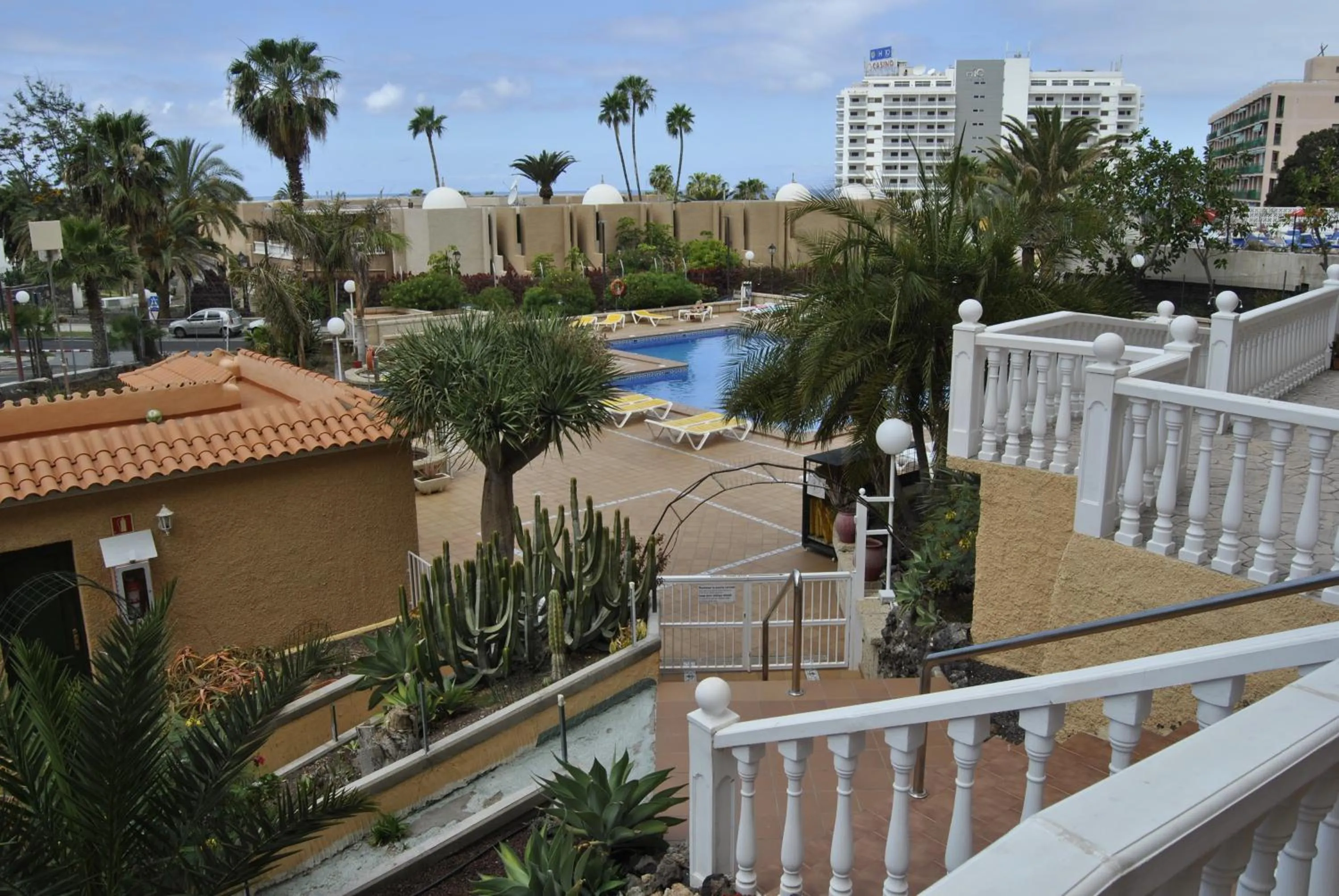 Day in Apartamentos Borinquen