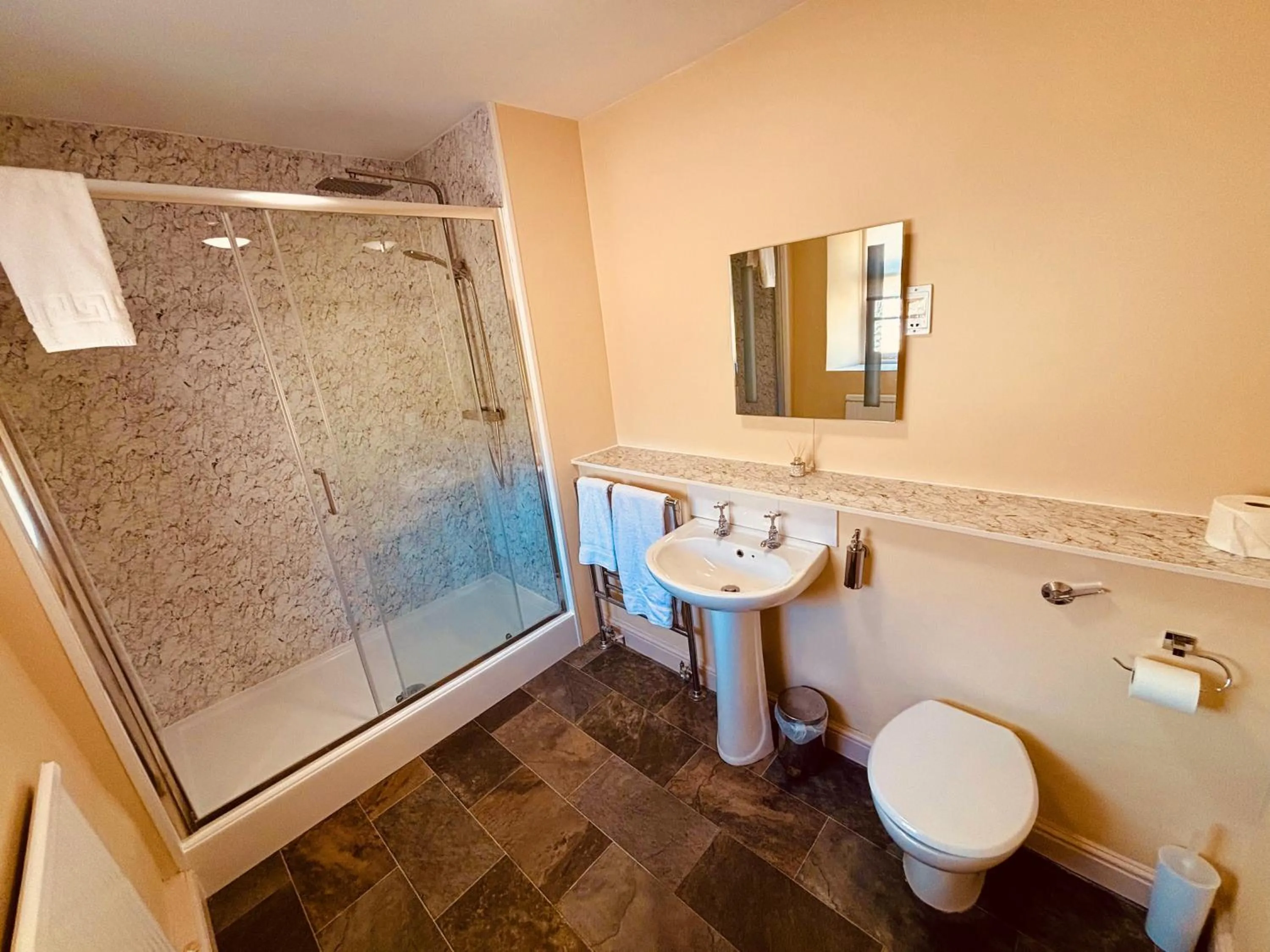 Shower in The Sibson Inn Hotel