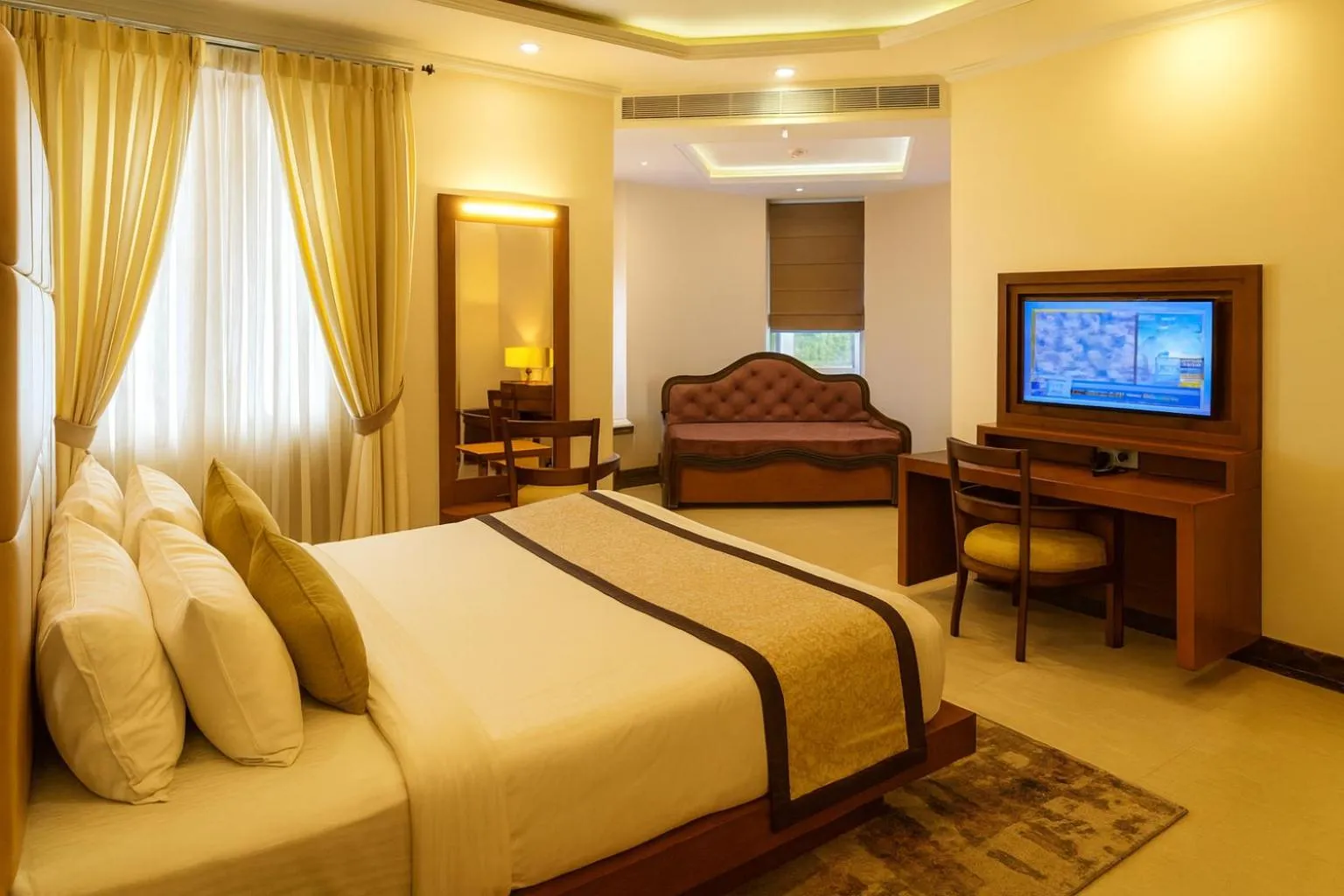 TV and multimedia, Bed in The Everest Hill Resort & Spa-Kumbhalgarh