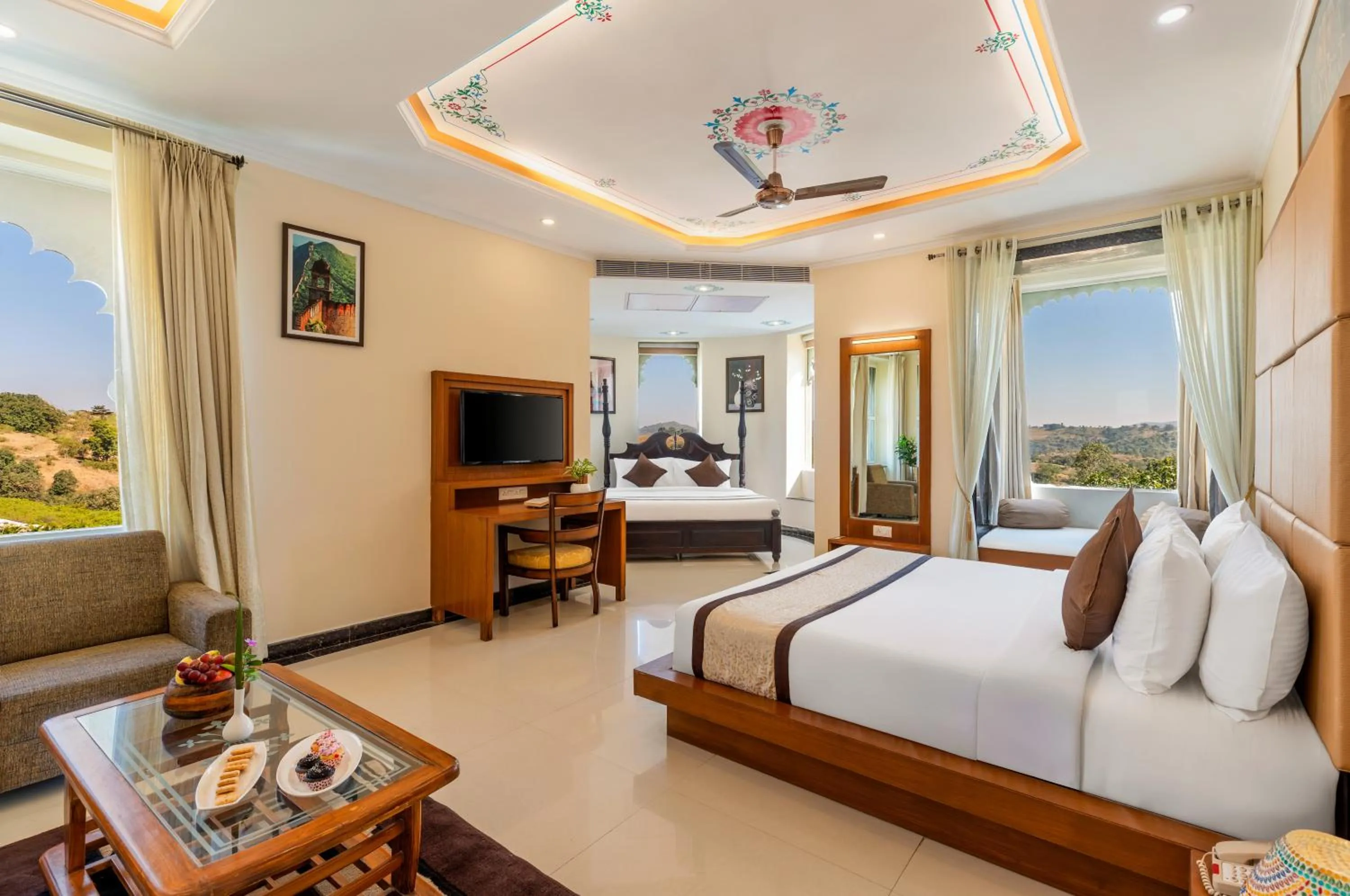 Bed in The Everest Hill Resort & Spa-Kumbhalgarh
