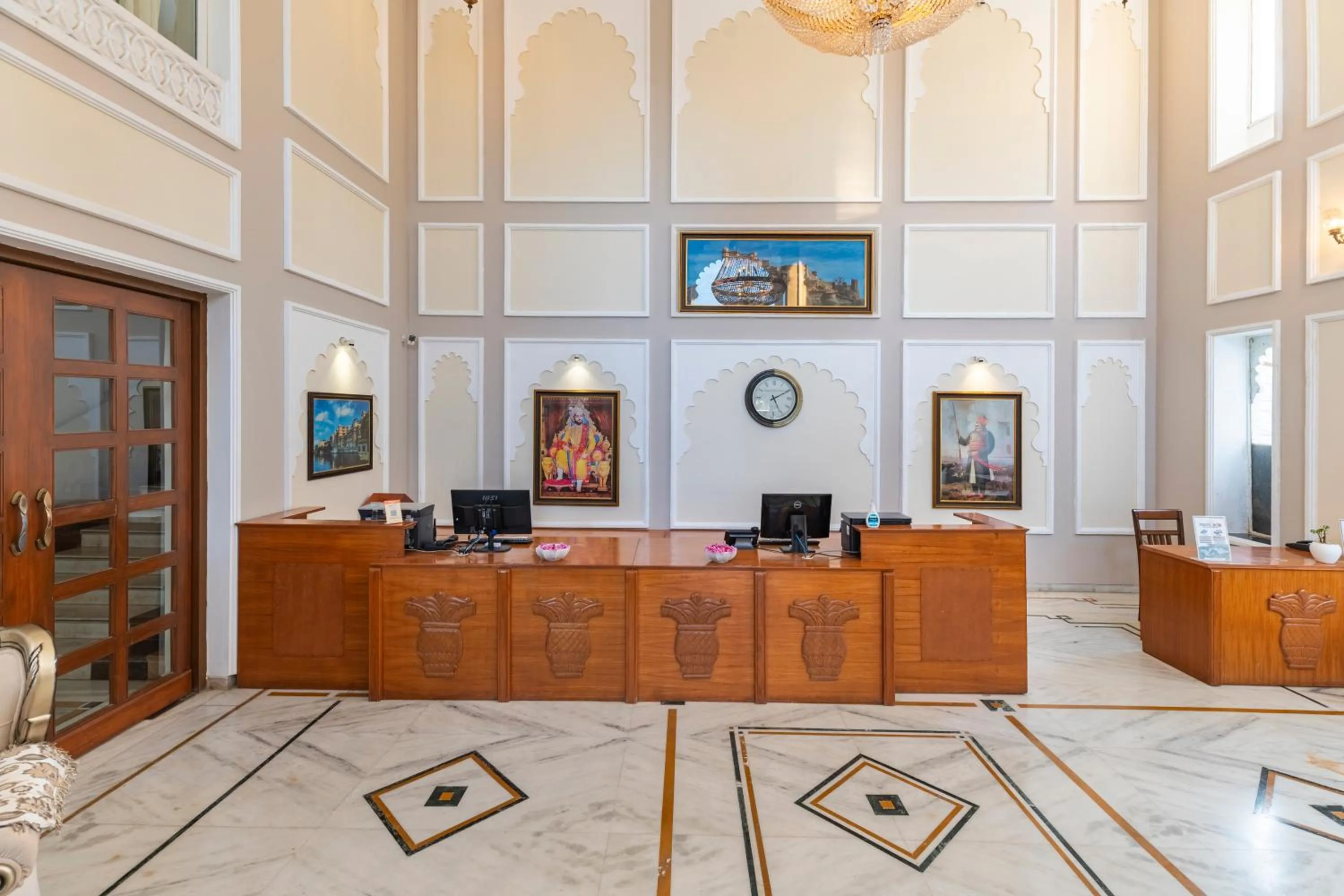 Lobby or reception in The Everest Hill Resort & Spa-Kumbhalgarh