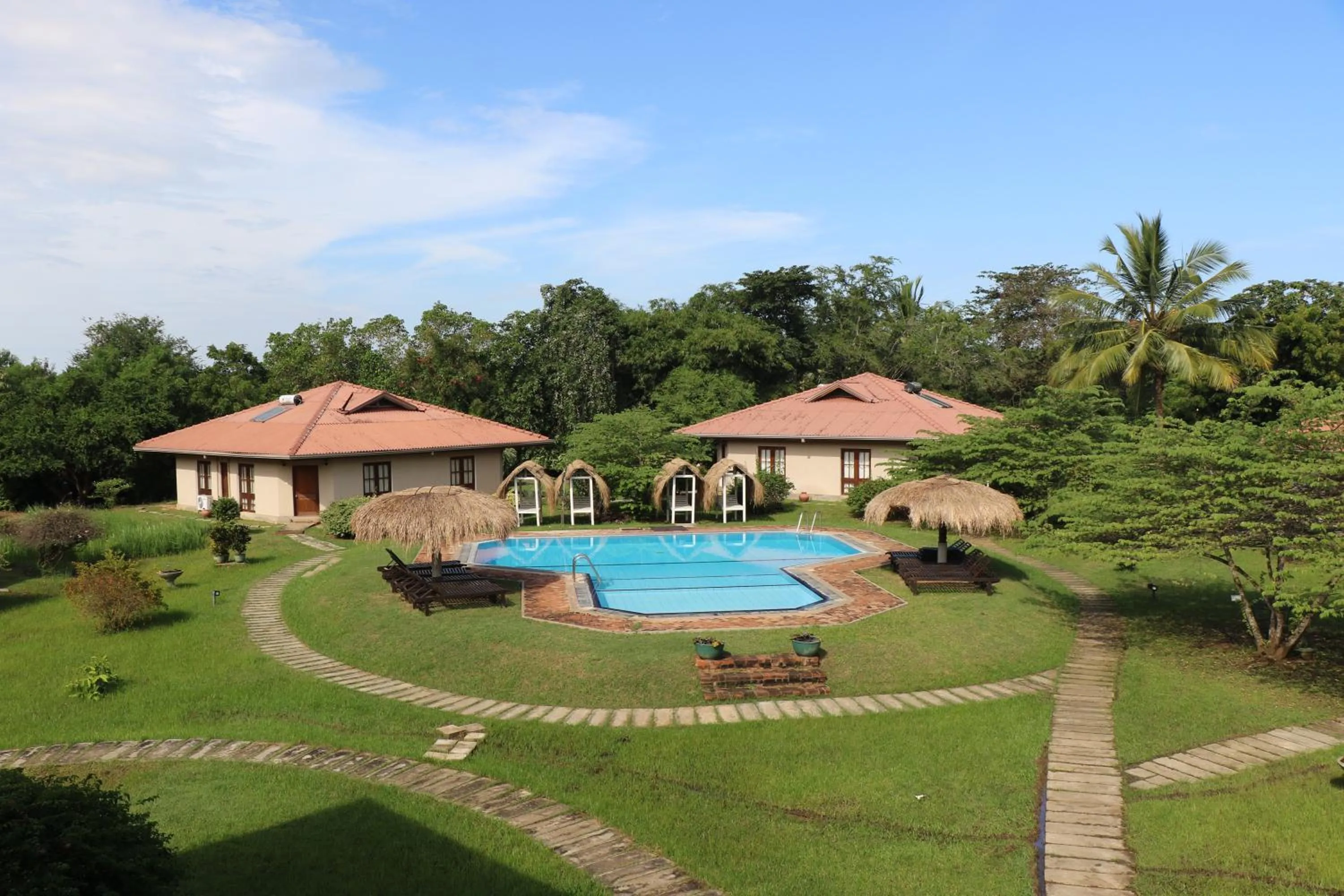 Property building in Hibiscus Garden Hotel