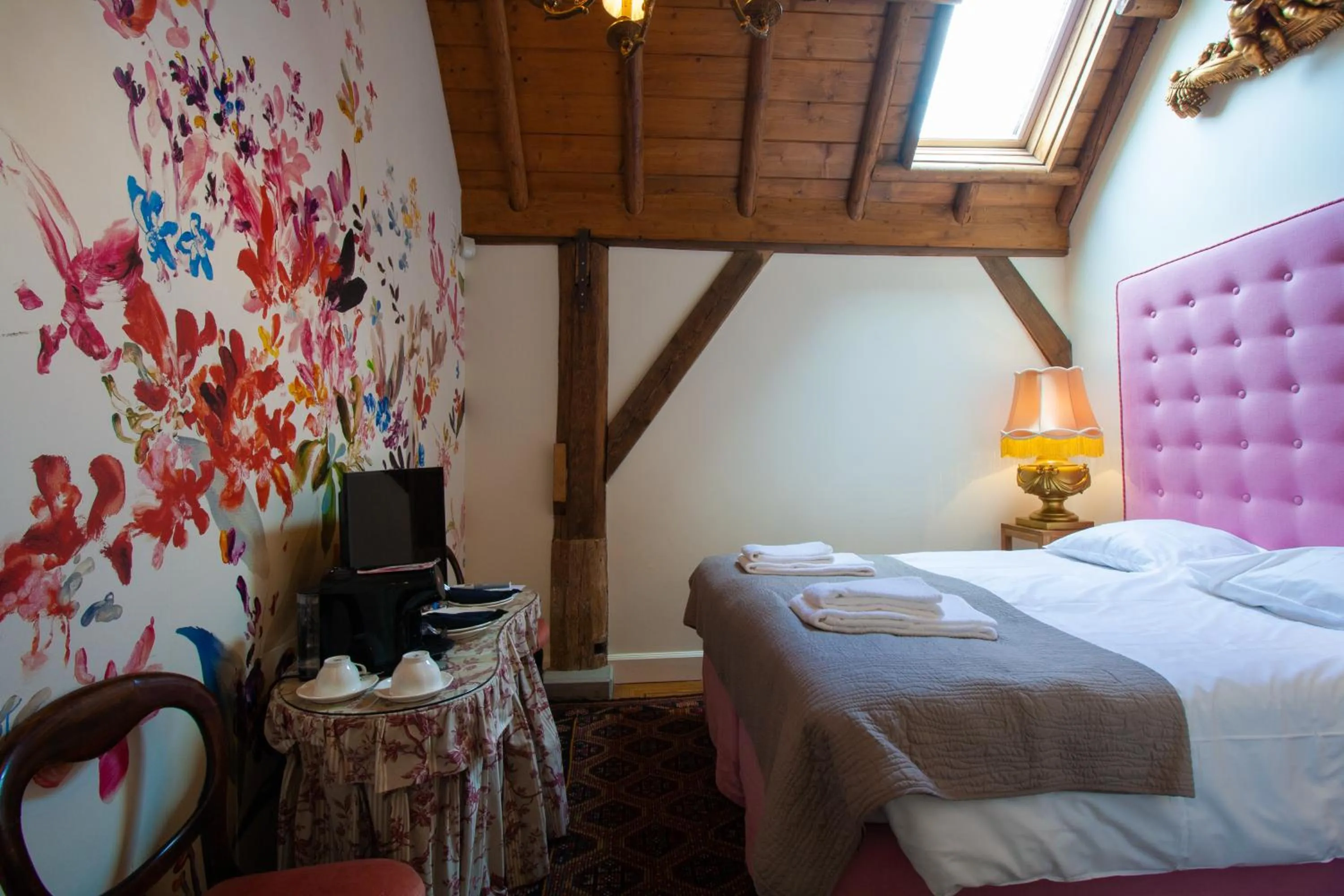 Bedroom, Bed in Villa Veertien