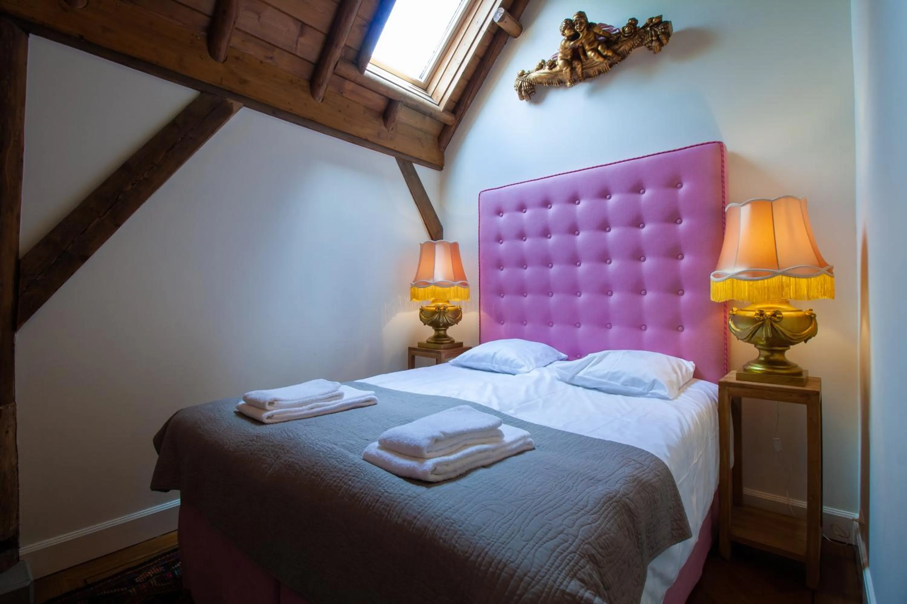 Bedroom, Bed in Villa Veertien