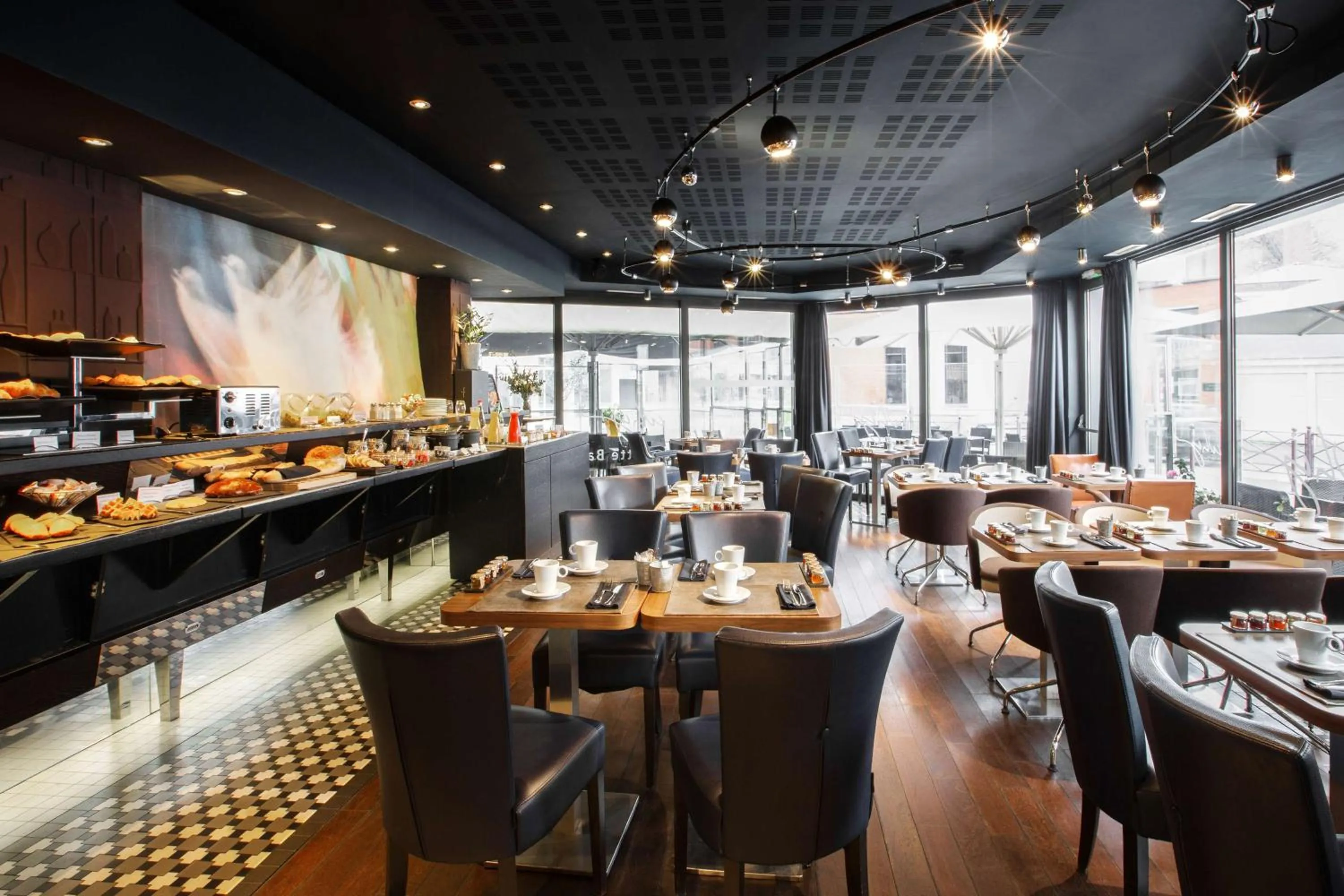 Restaurant/places to eat in Best Western Premier Why Hotel