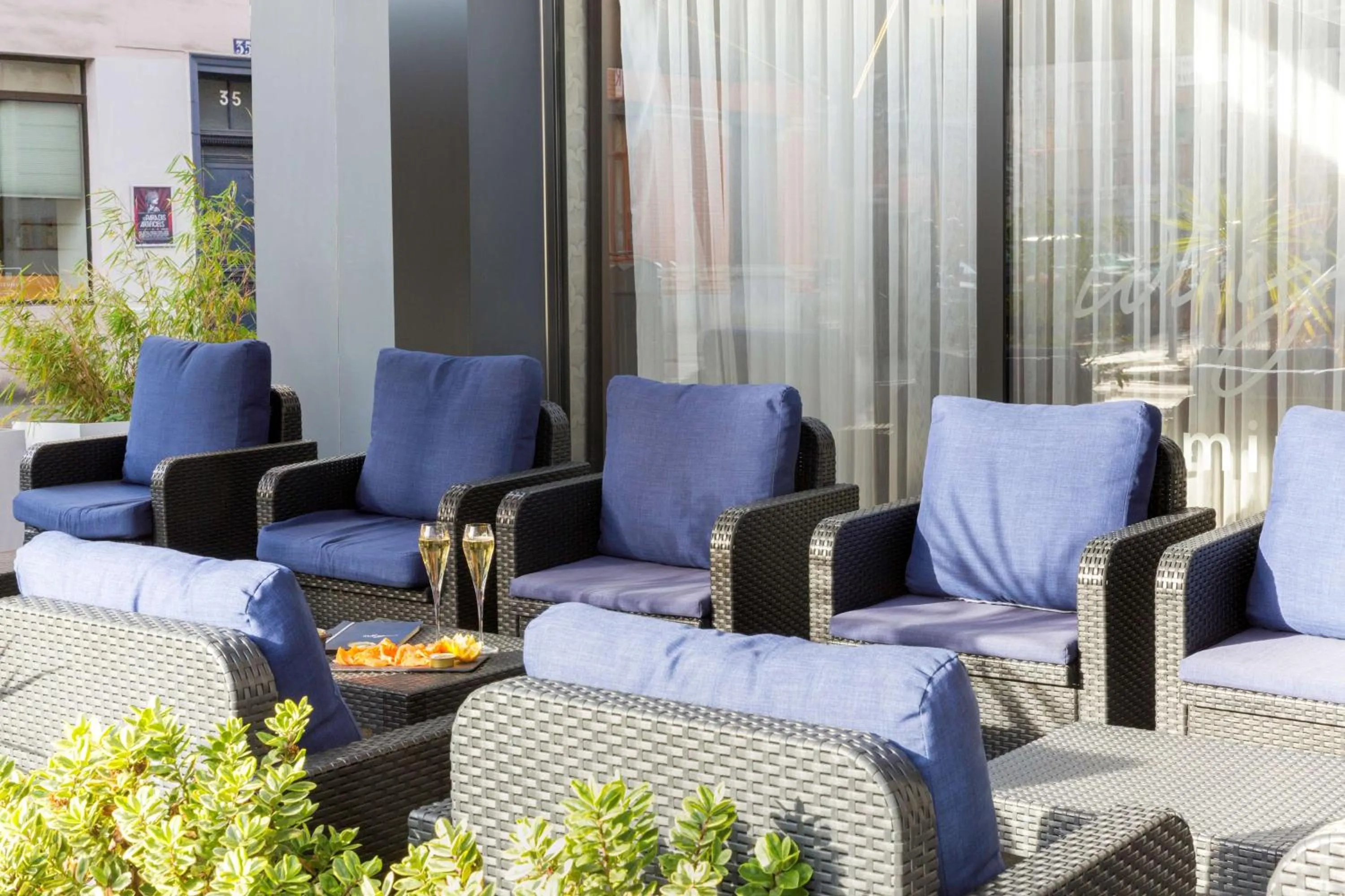 Restaurant/places to eat in Best Western Premier Why Hotel