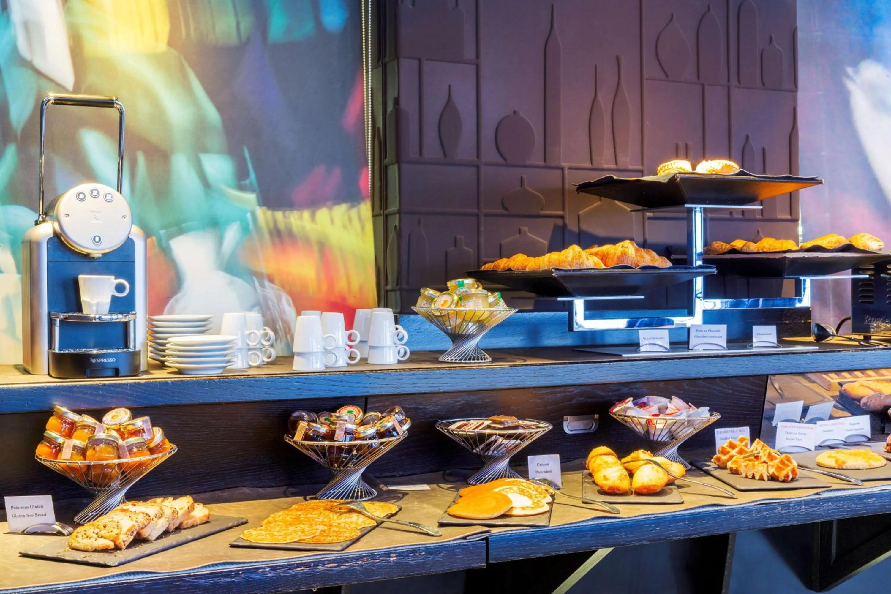 Restaurant/places to eat in Best Western Premier Why Hotel