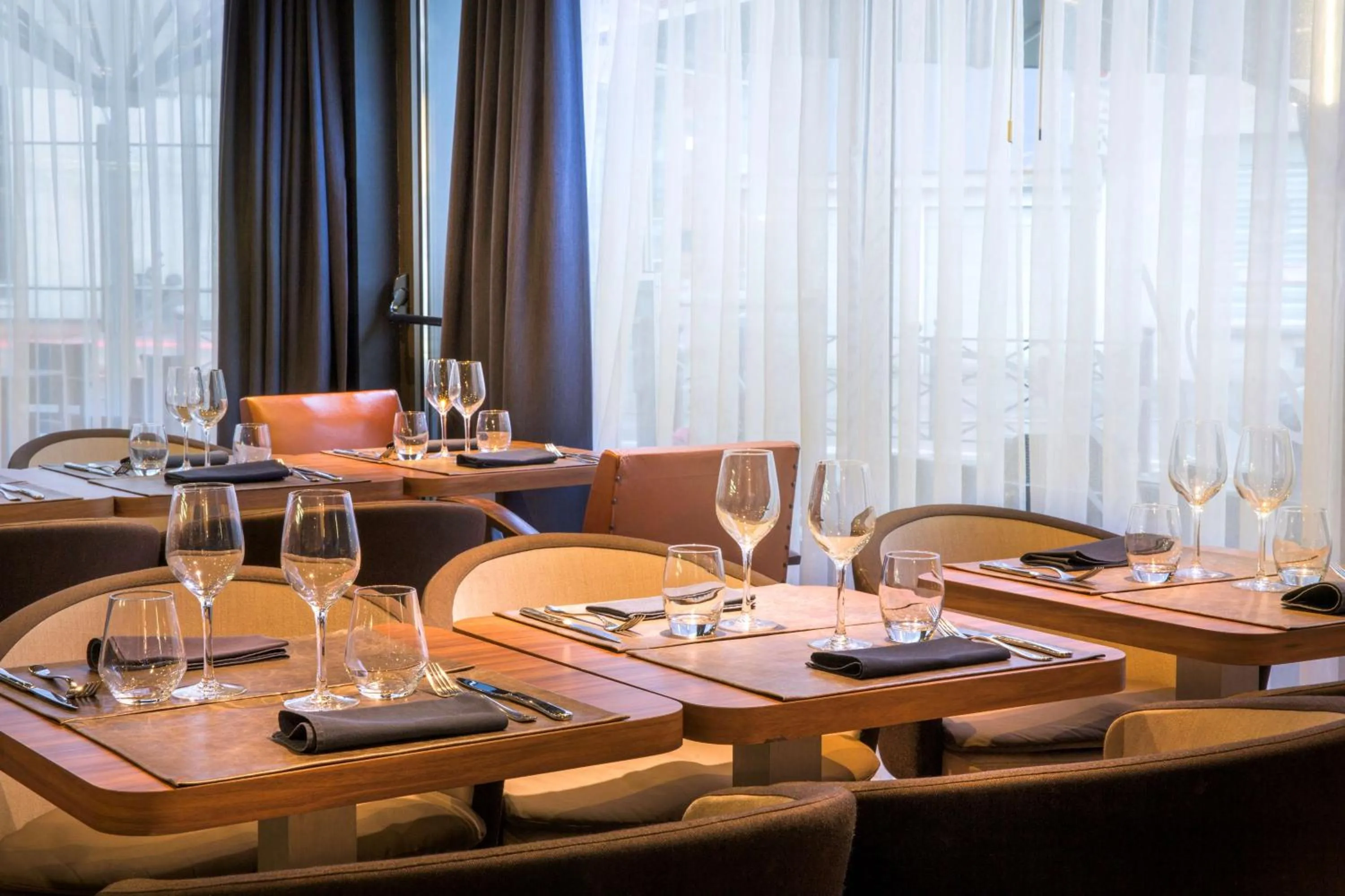 Restaurant/places to eat in Best Western Premier Why Hotel