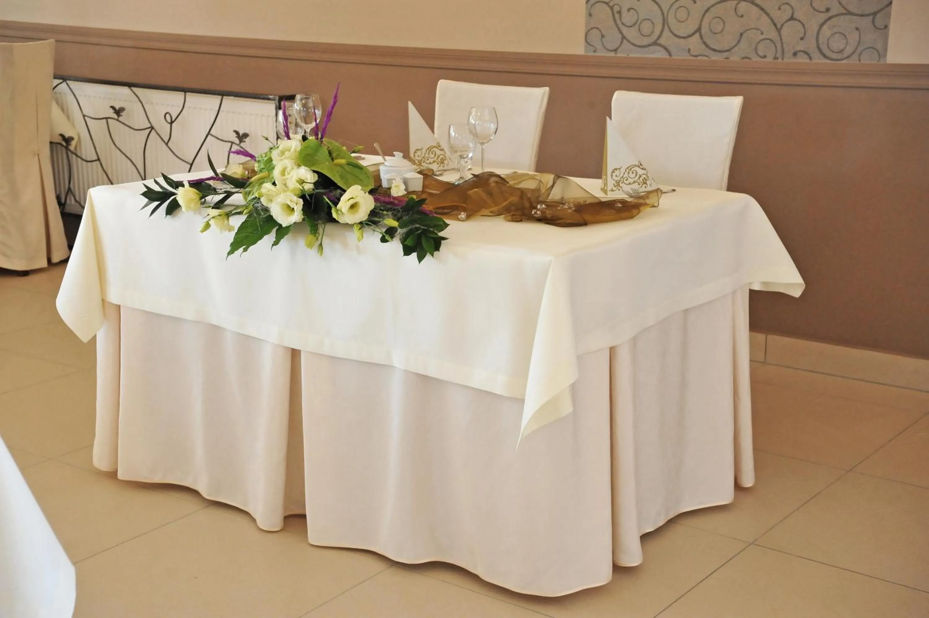 Restaurant/places to eat in Zajazd Bieszczadzka Ostoja