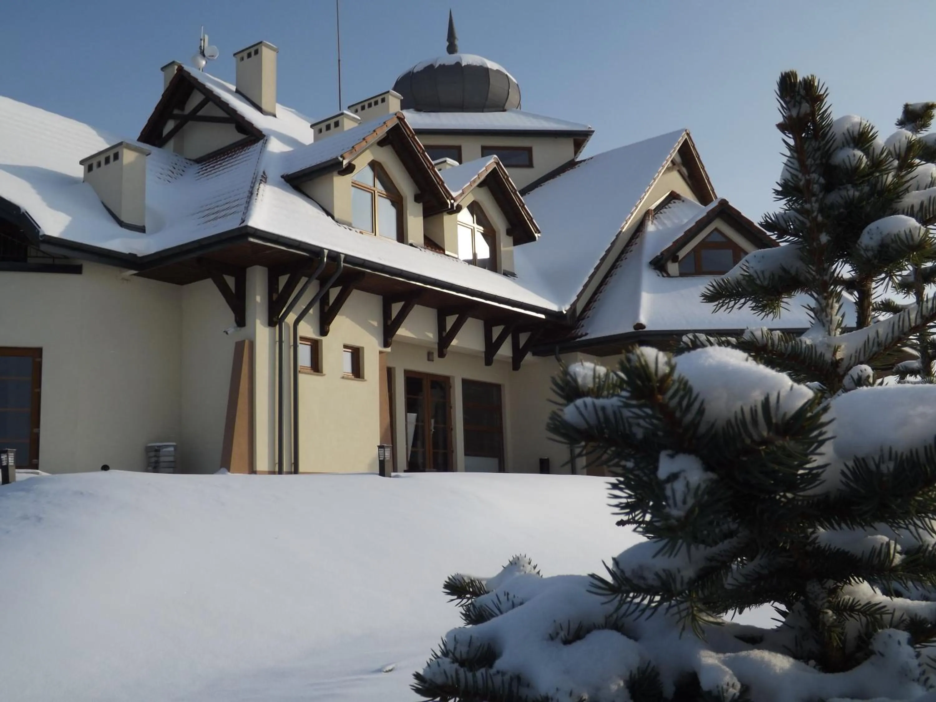 Facade/entrance in Zajazd Bieszczadzka Ostoja