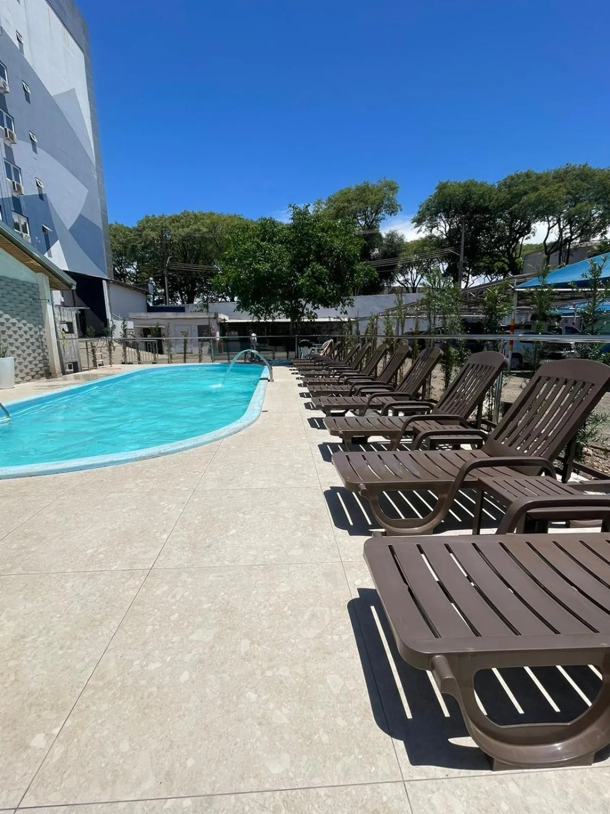 Swimming pool in Hotel Portinari Ponte da Amizade