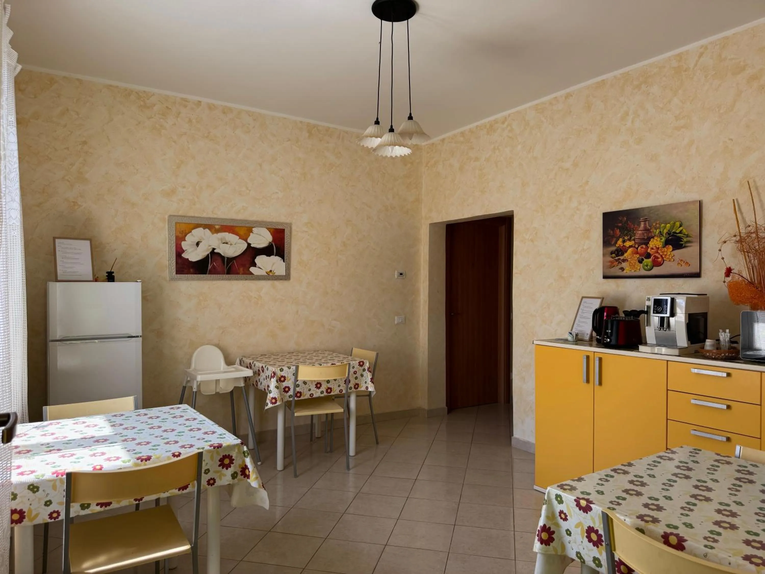 Coffee/tea facilities in Ligo