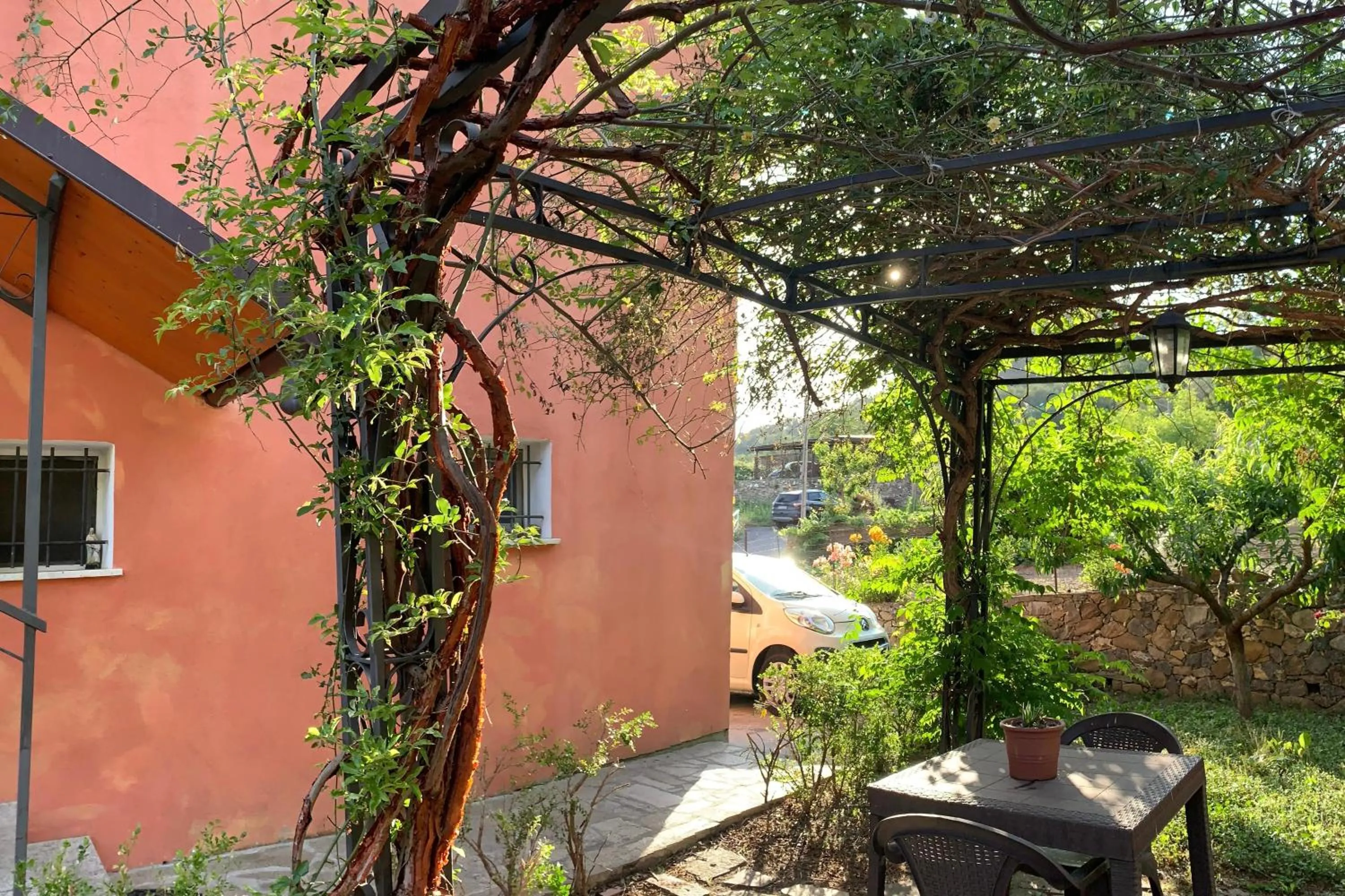 Property building in Ligo