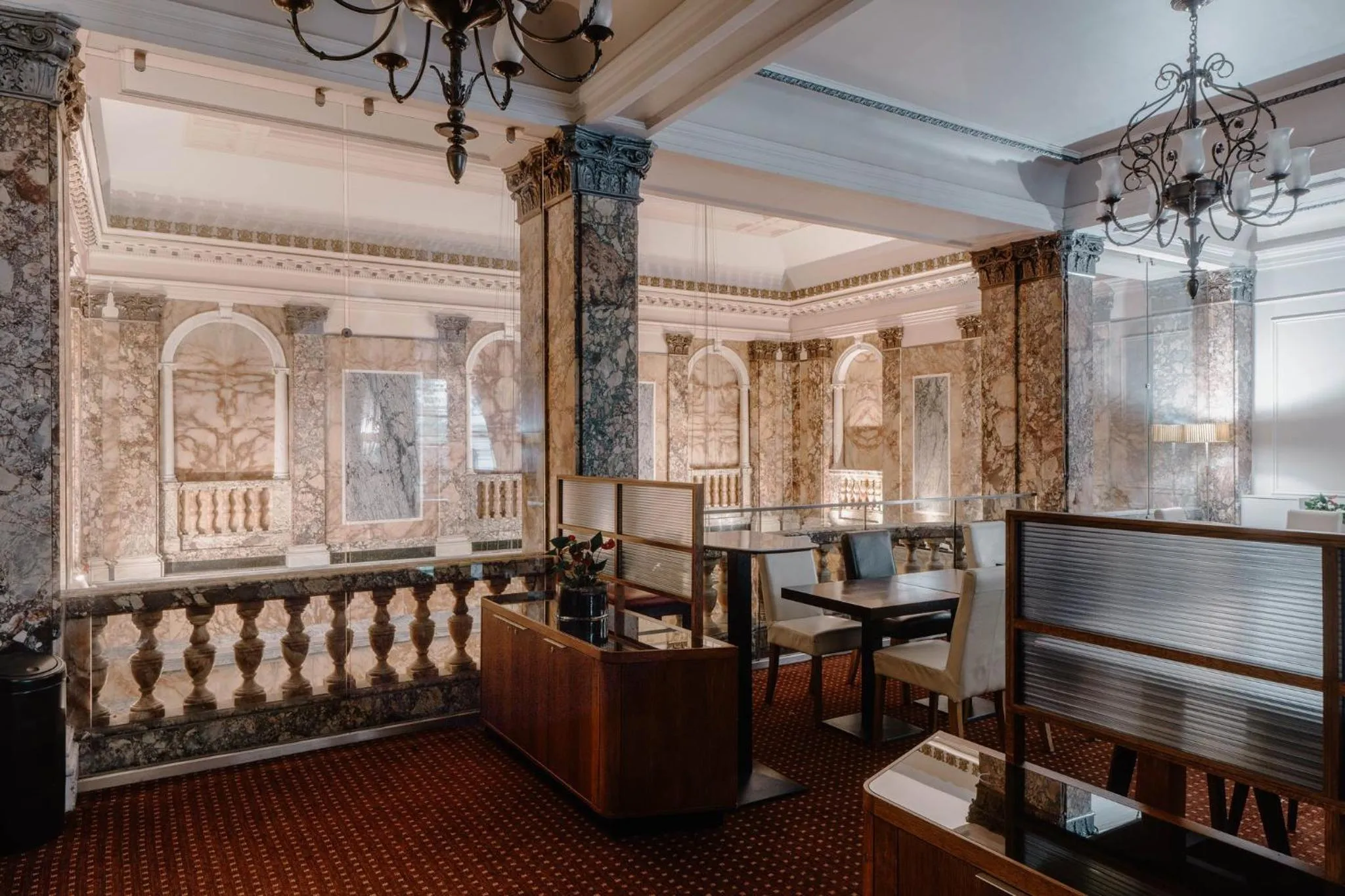 Lounge or bar in Club Quarters Hotel Trafalgar Square, London