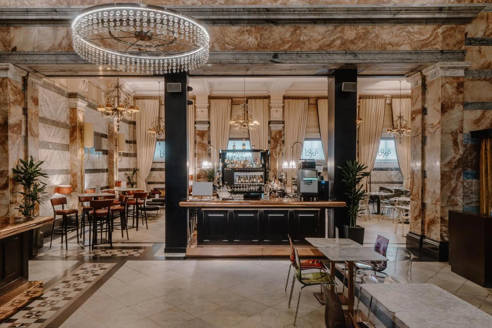 Restaurant/places to eat in Club Quarters Hotel Trafalgar Square, London