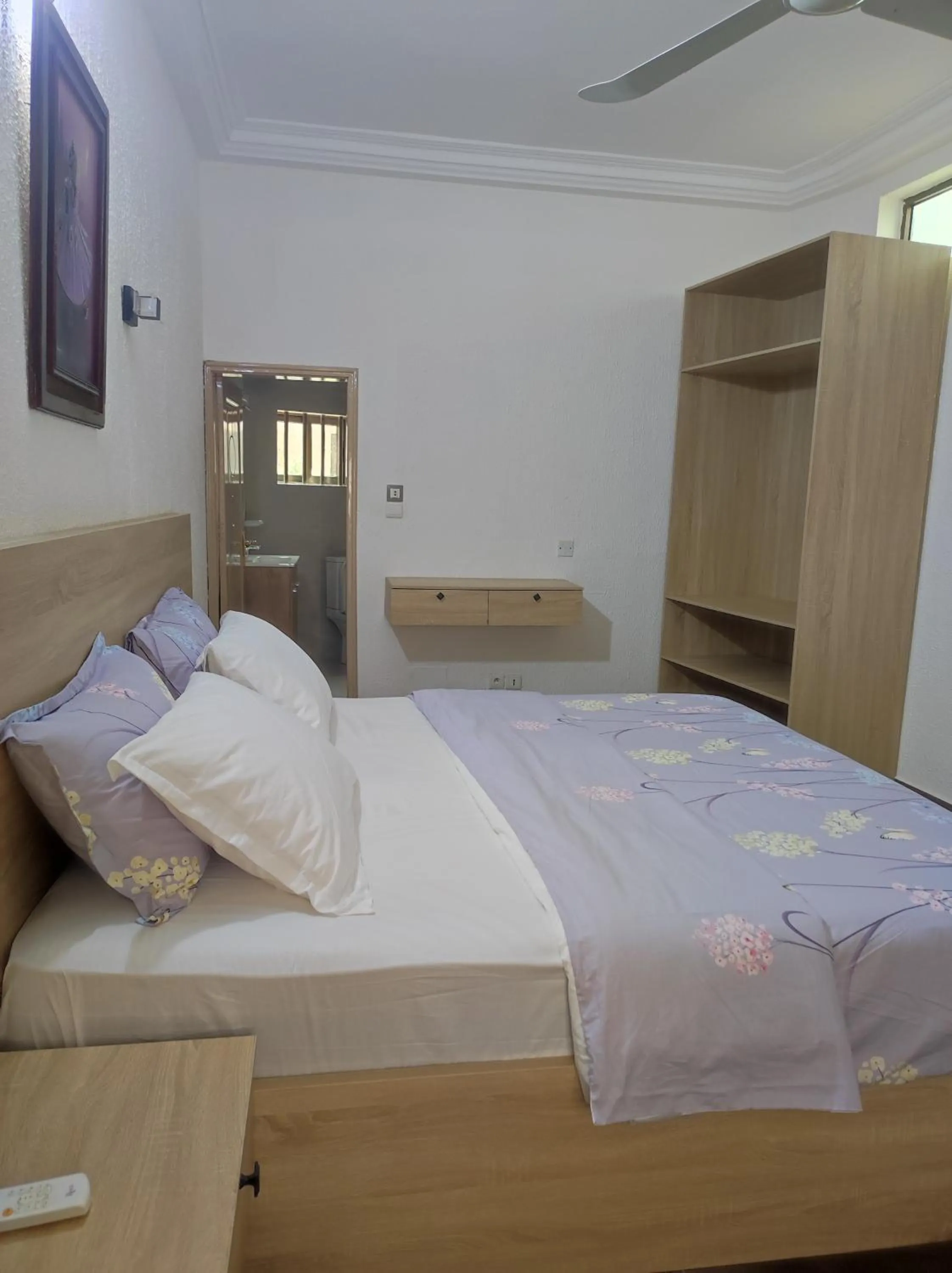 Shower, Bed in Amazing Grace Residence