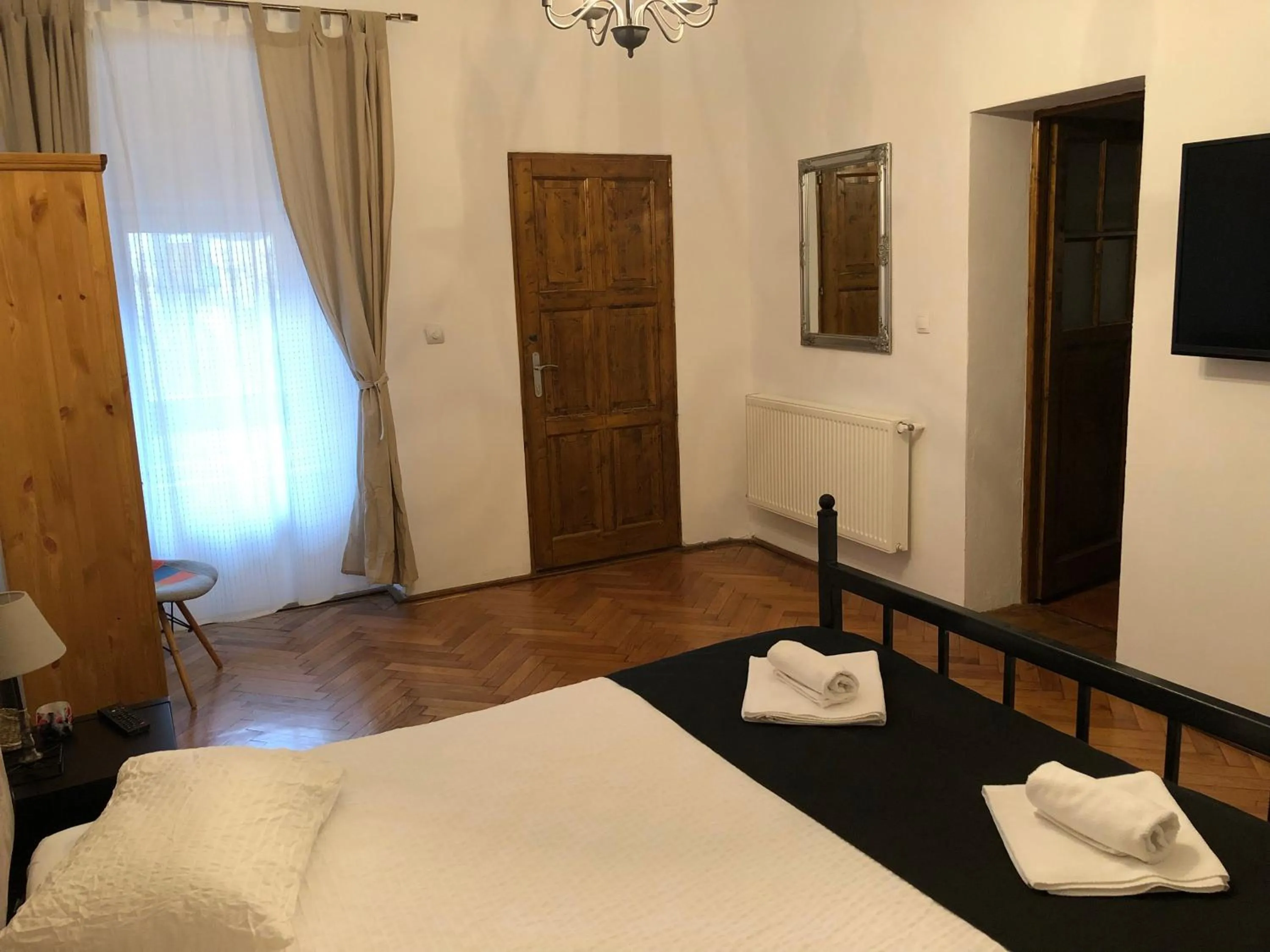 Photo of the whole room in Poet Pastior Residence