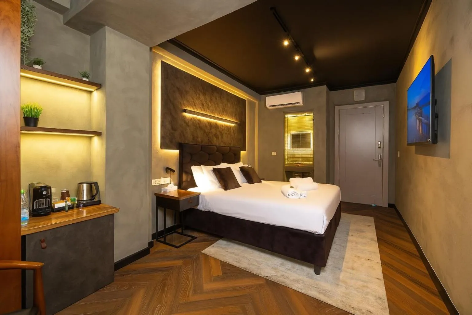 Bedroom, Bed in Mamilla view URBAN - Boutique hotel
