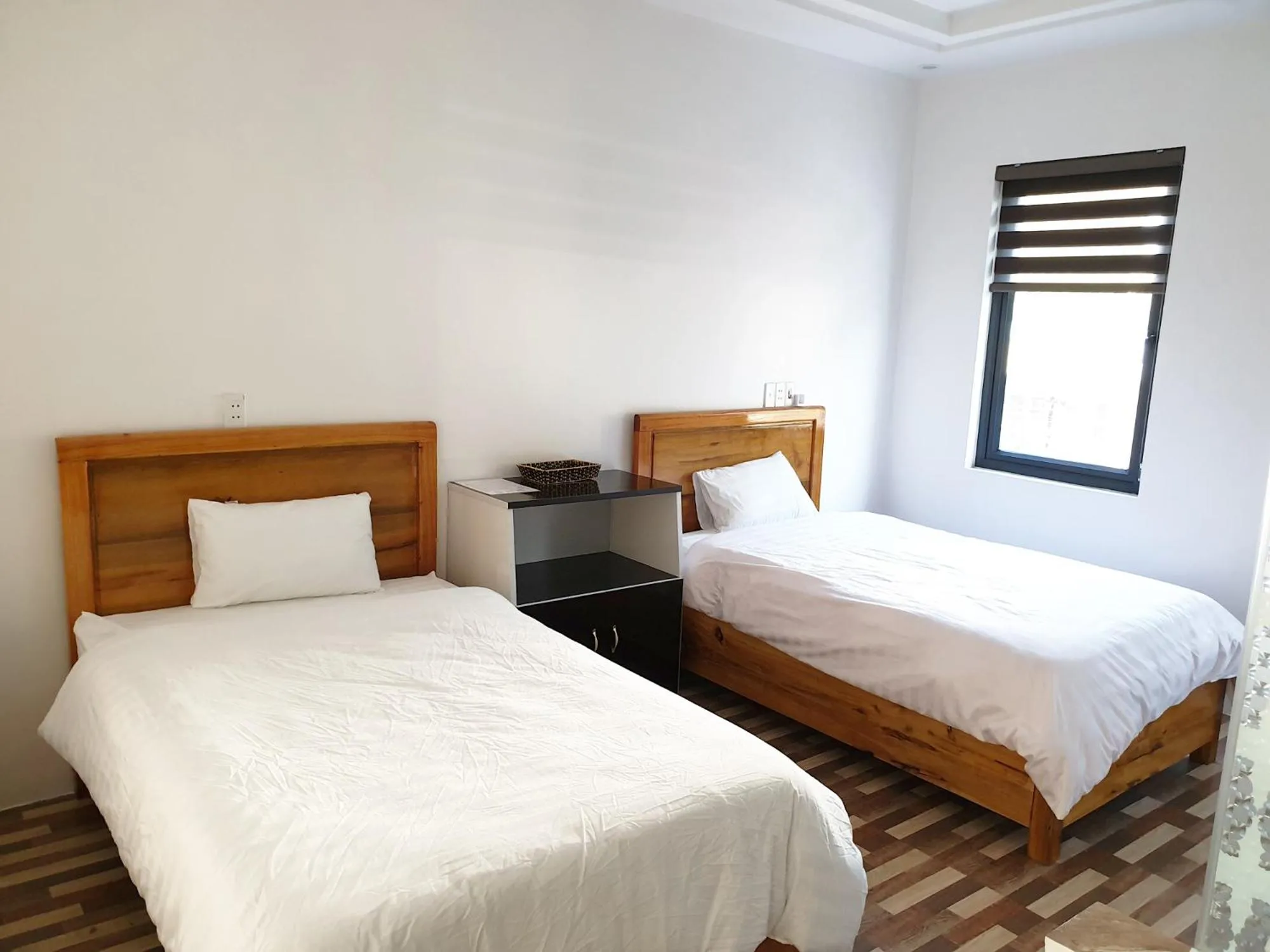 Bed in Long Hotel and motobike rental