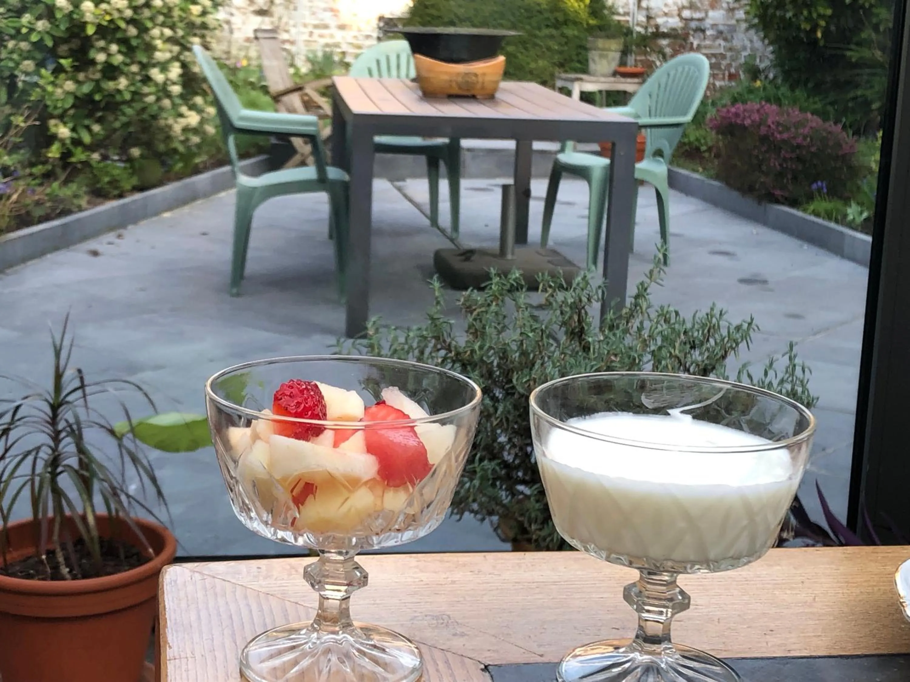 Garden in B&B Huis Willaeys