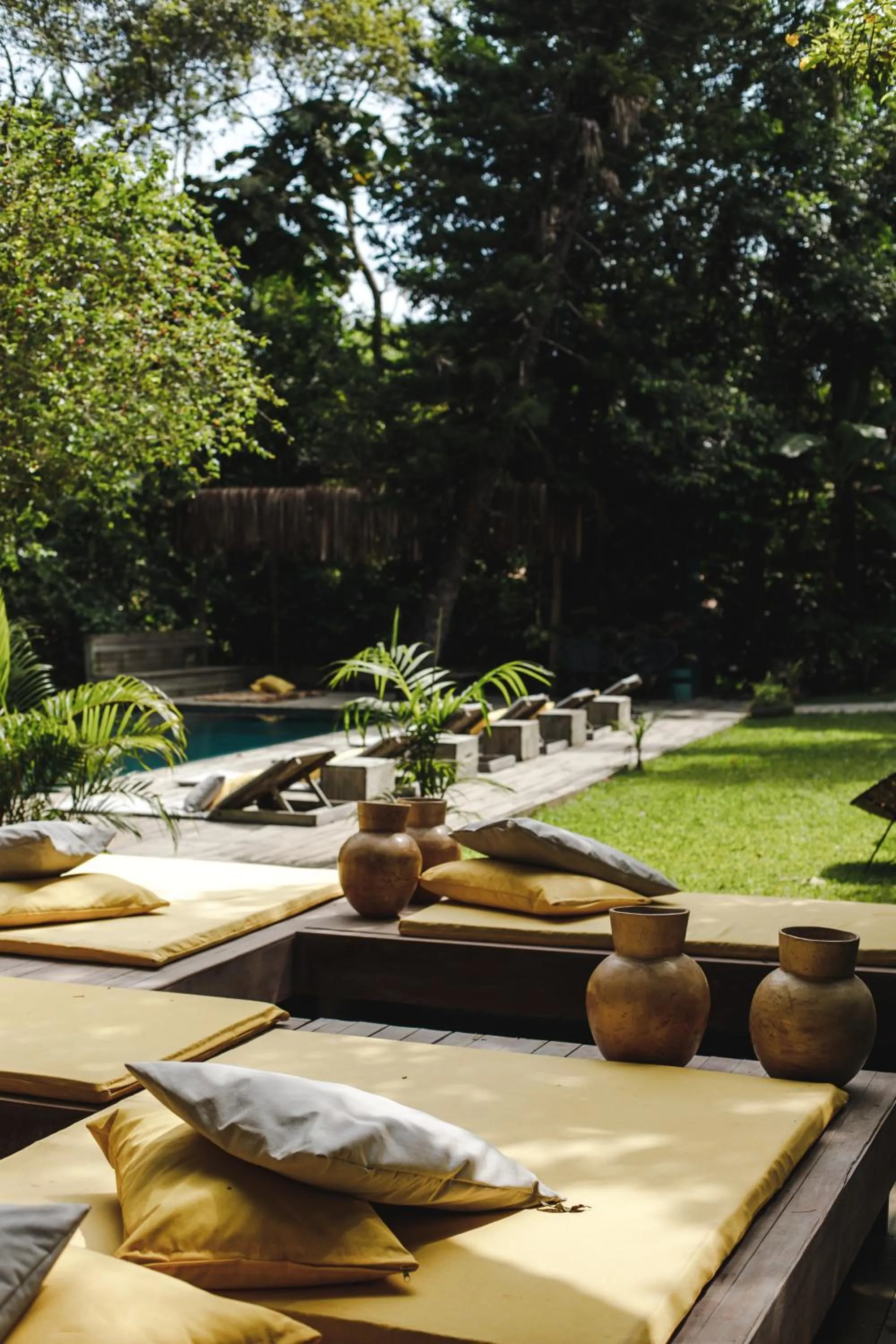 Swimming pool in Pousada Seis e Meia