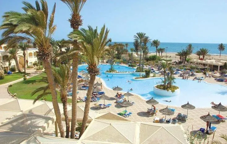 Swimming pool in Zephir Hôtel & Spa