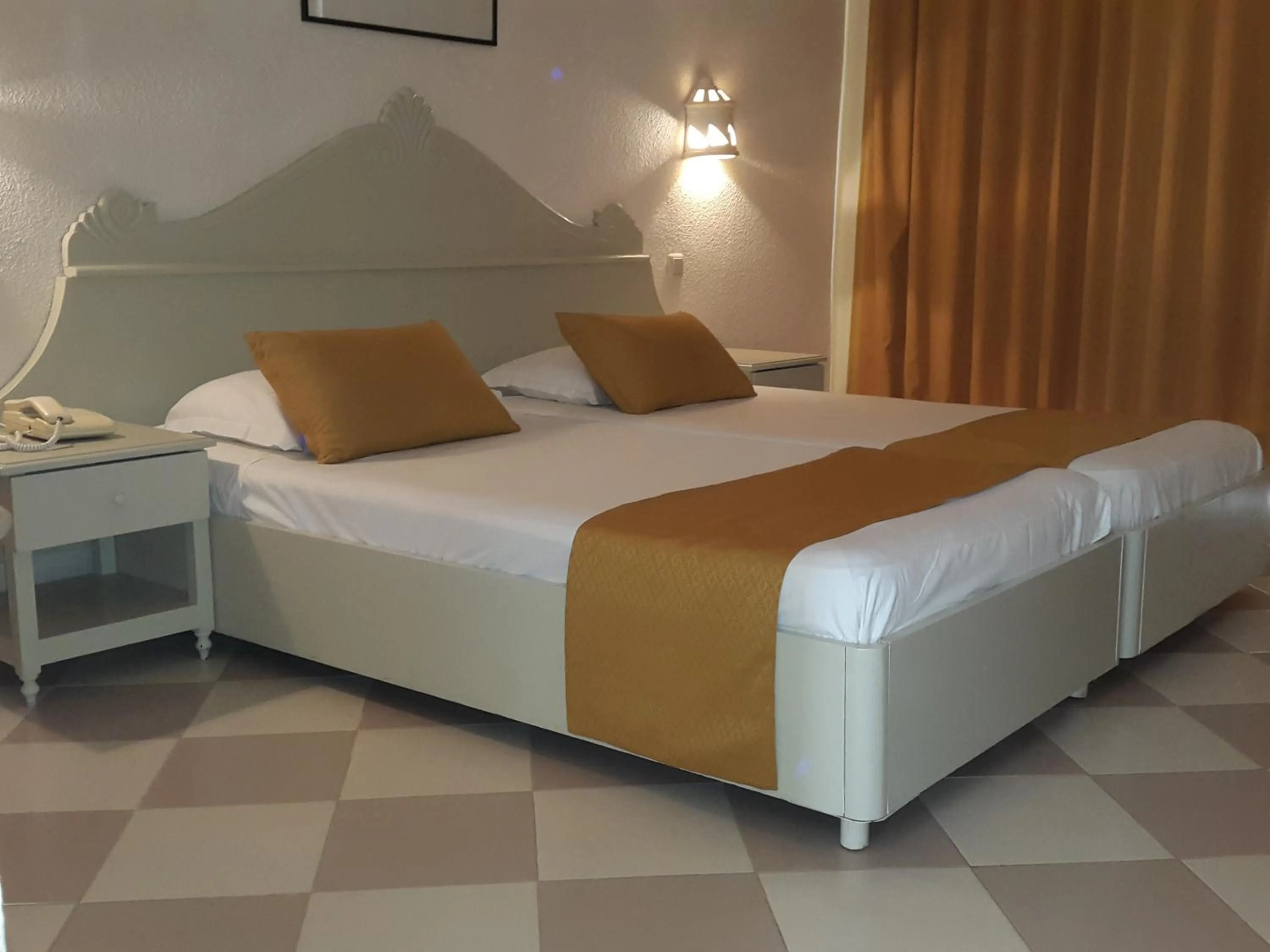 Bed in Zephir Hôtel & Spa